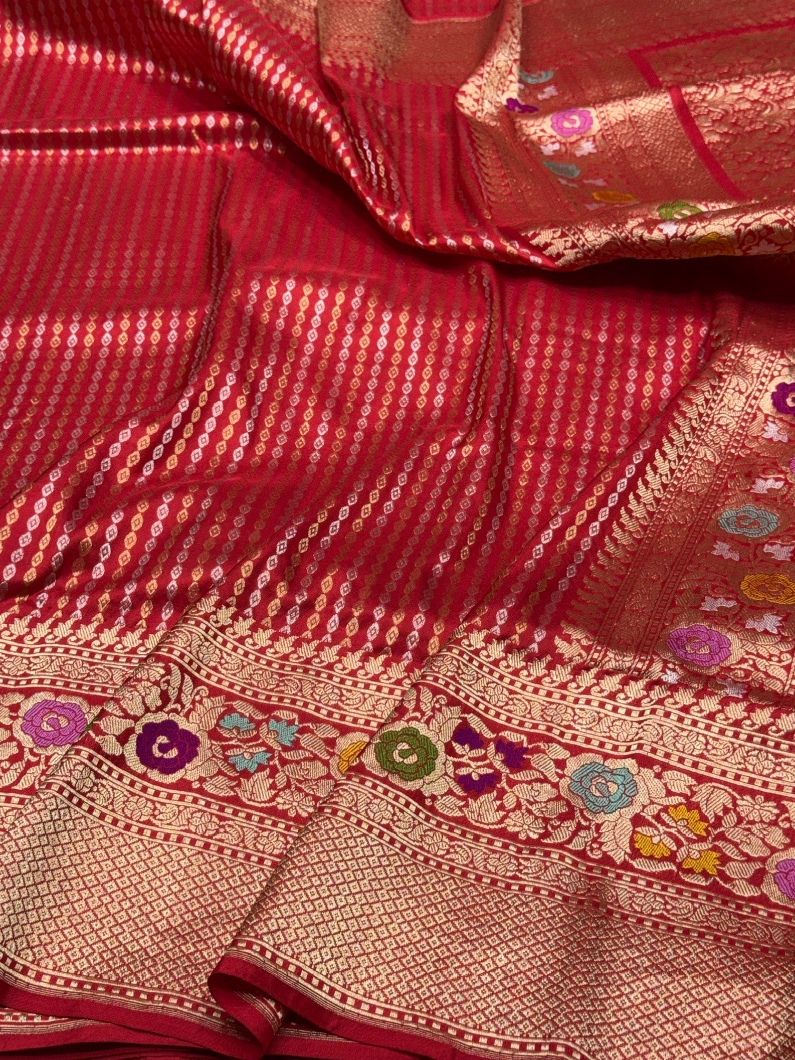 Red Handwoven Pure Banarasi Silk Saree