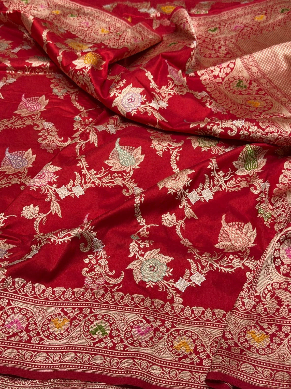 Red Handwoven Pure Banarasi Silk Saree in Kadwa Weave | Authentic Katan Mulberry Silk