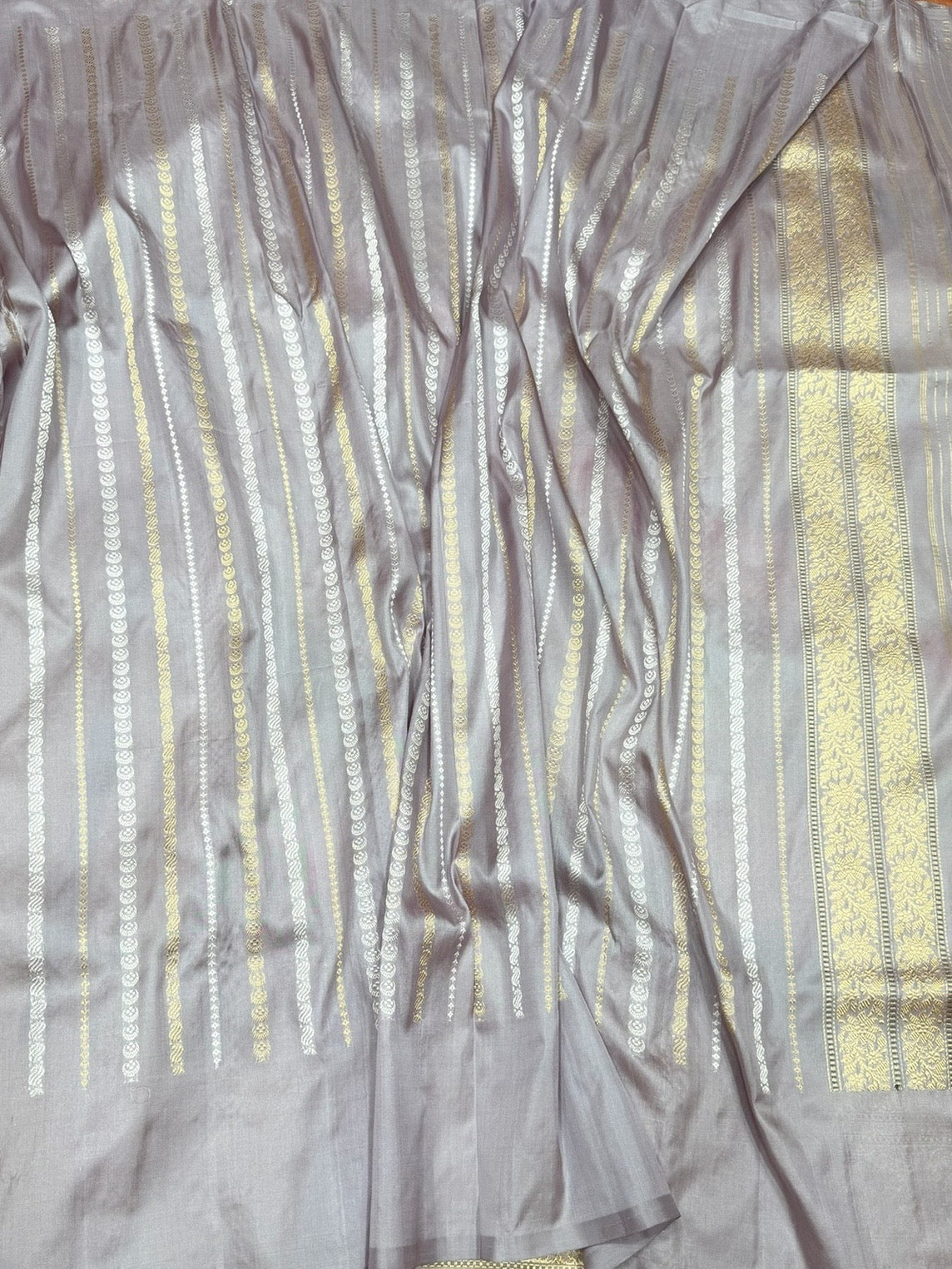 Lilac Grey Handwoven Pure Banarasi Rangkaat Silk Saree