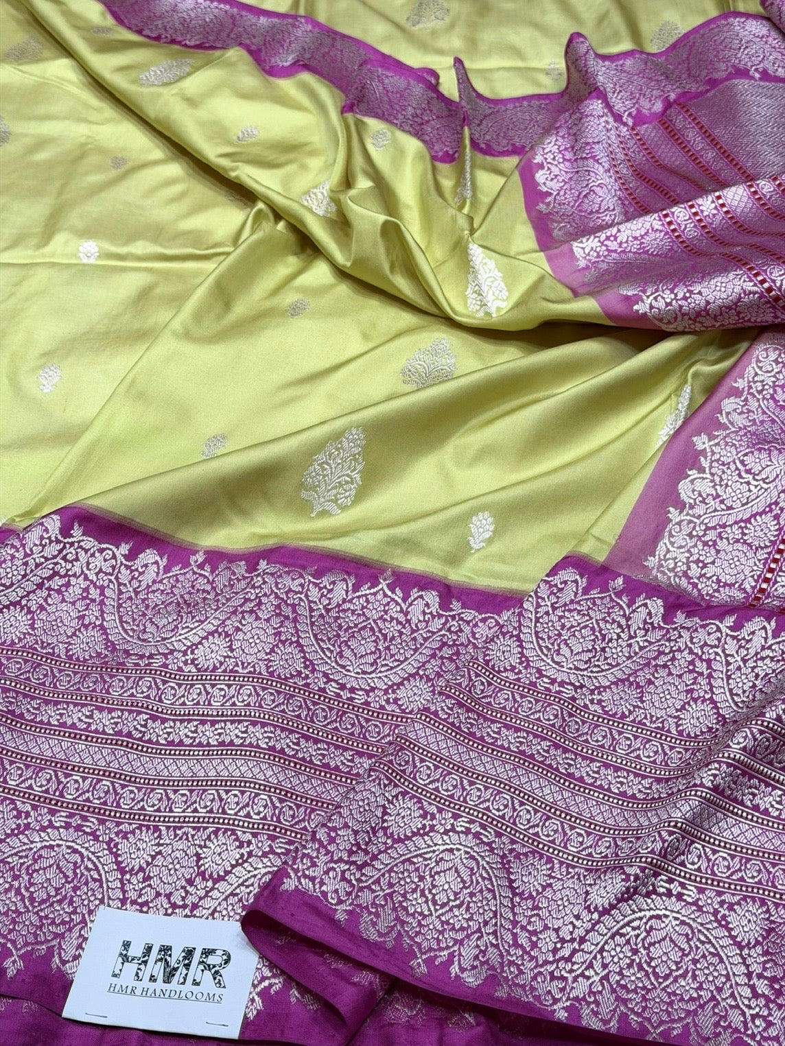 Pista Green Handwoven Pure Banarasi Ektara Silk Saree