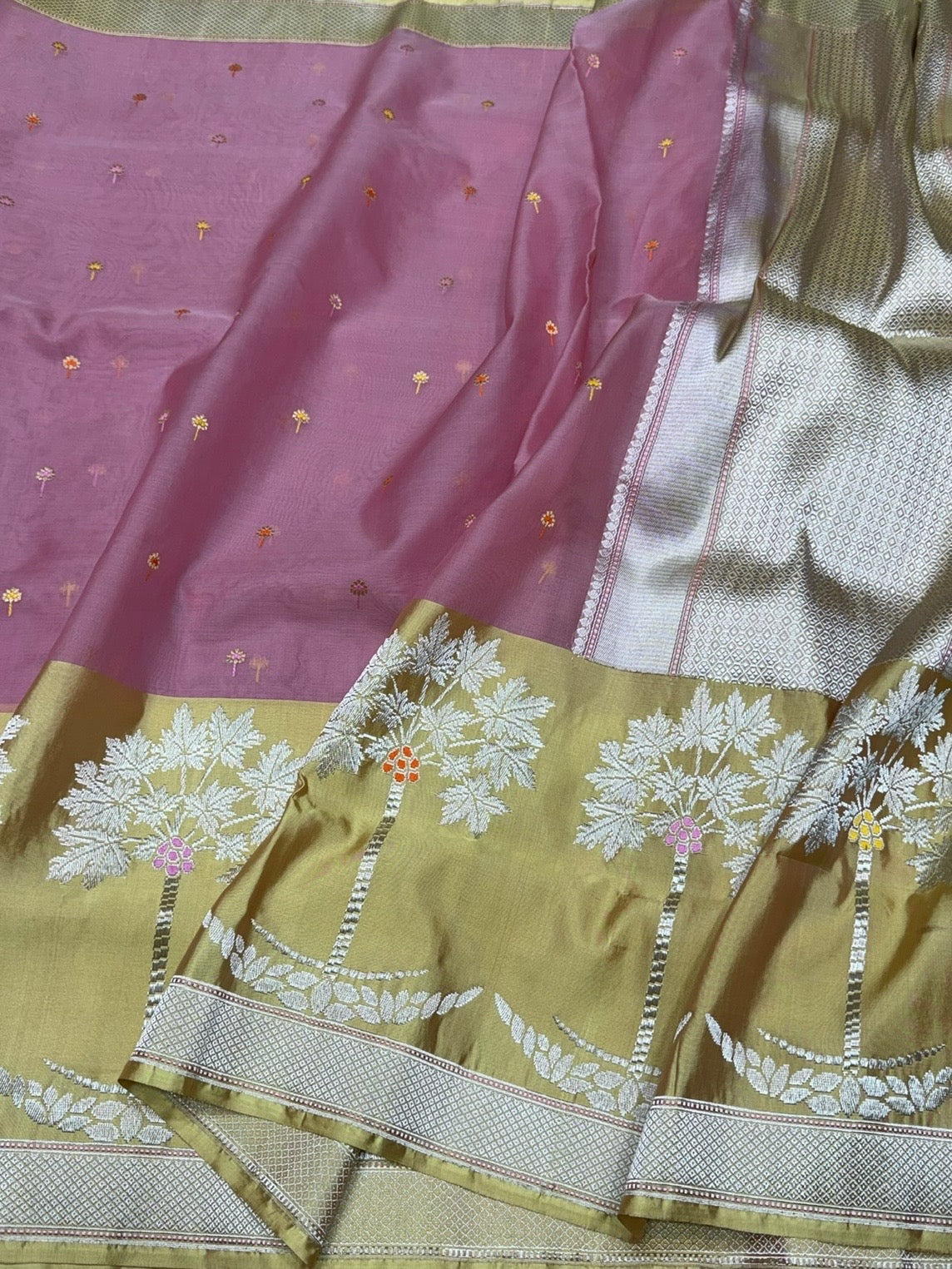 Gajiri Pink Handwoven Pure Organza Silk Saree