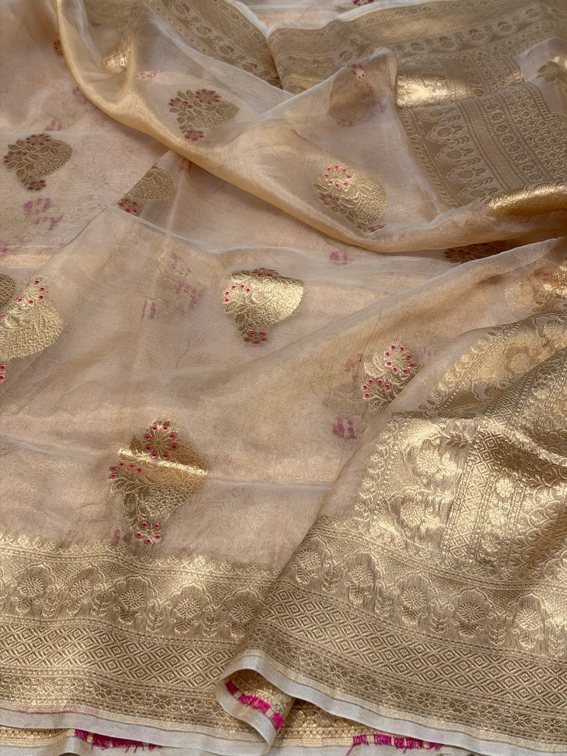 Champagne Gold Pure Banarasi Tissue Silk Saree Pure Kora Tissue