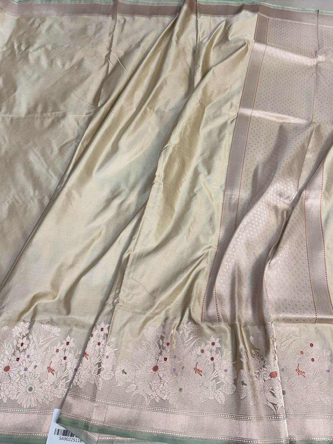 Ivory Handwoven Banarasi Satin Silk Saree