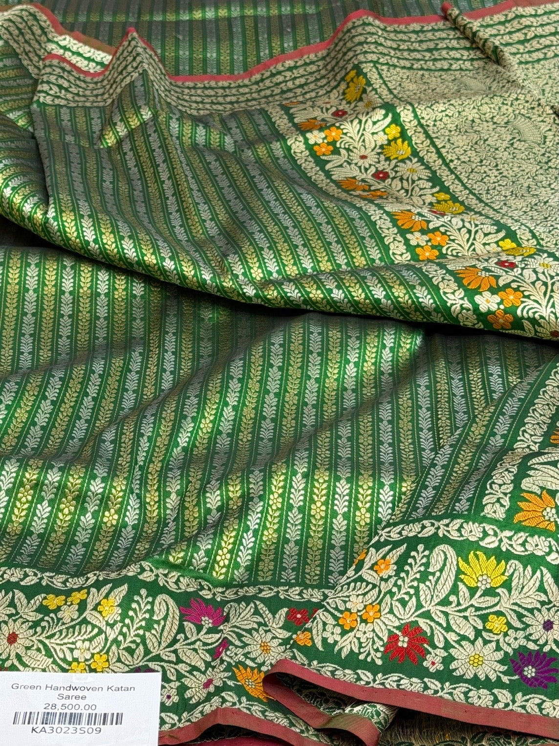 Bottle Green Handwoven Pure Banarasi Silk Saree