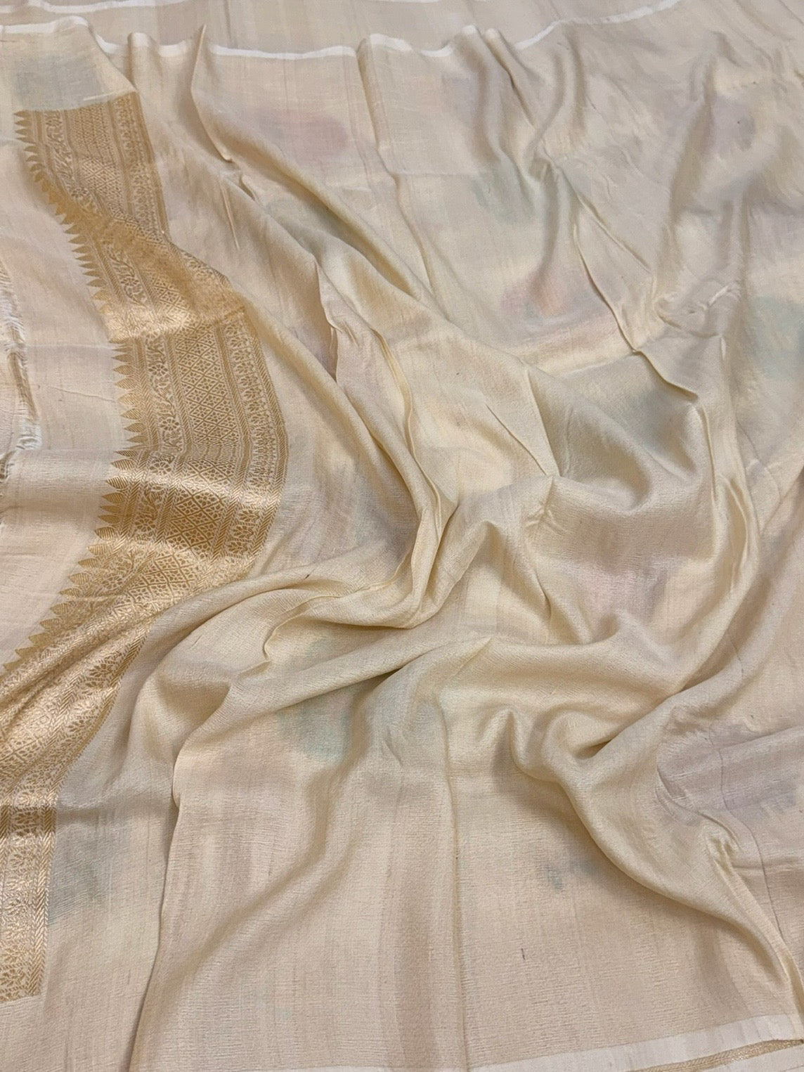 Natural Handwoven Pure Tussar Georgette Saree
