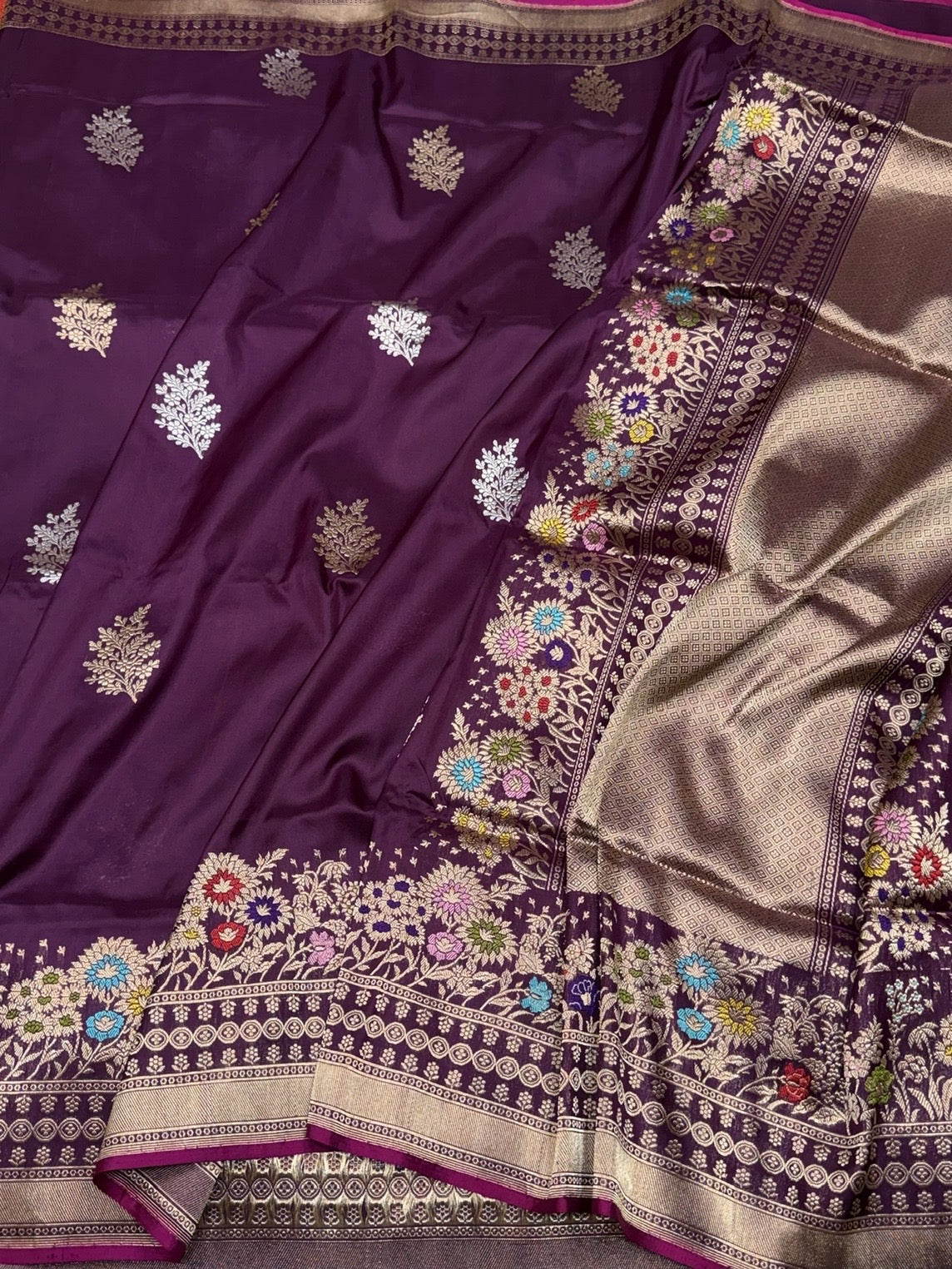 Magenta Handwoven Pure Banarasi Silk Saree