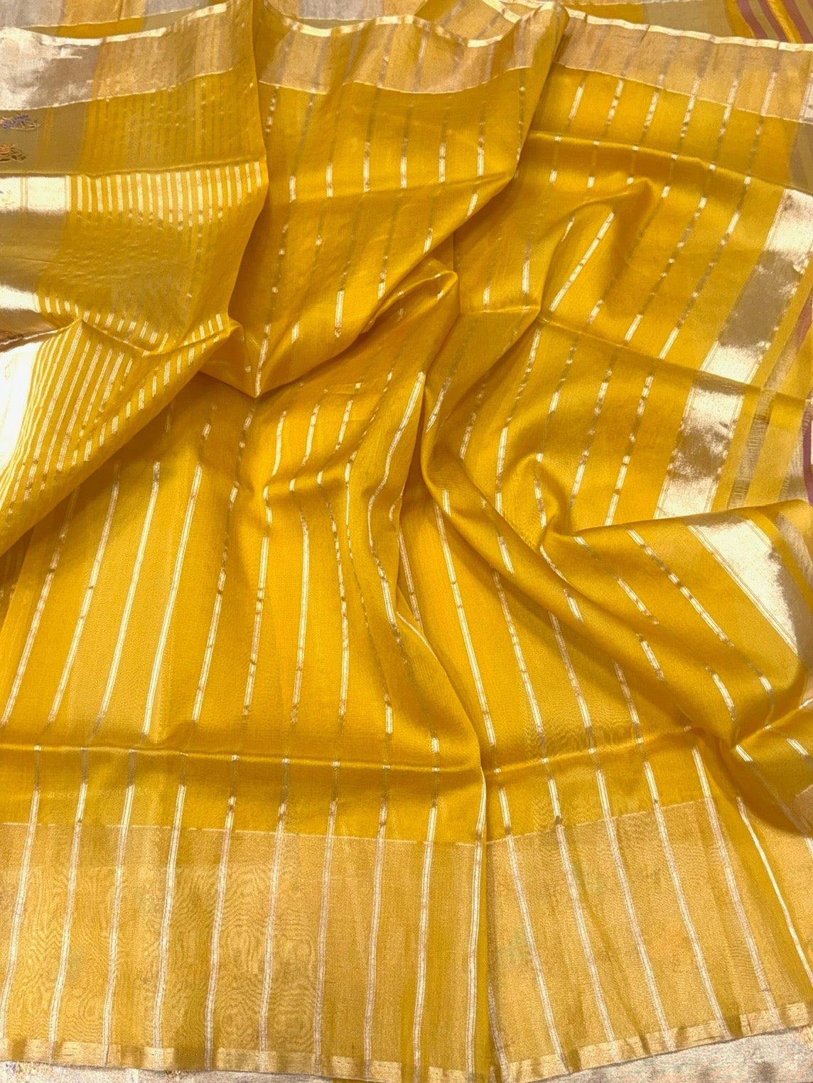Yellow Handwoven Pure Banarasi Organza Silk Saree