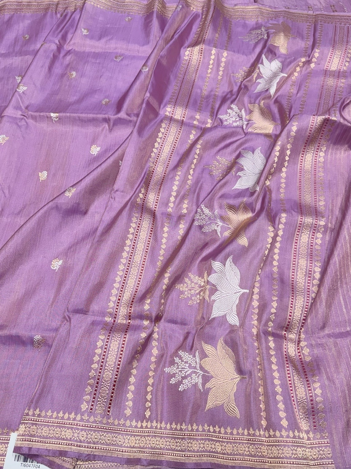 Lavender Handwoven Pure Banarasi Tissue Silk Saree