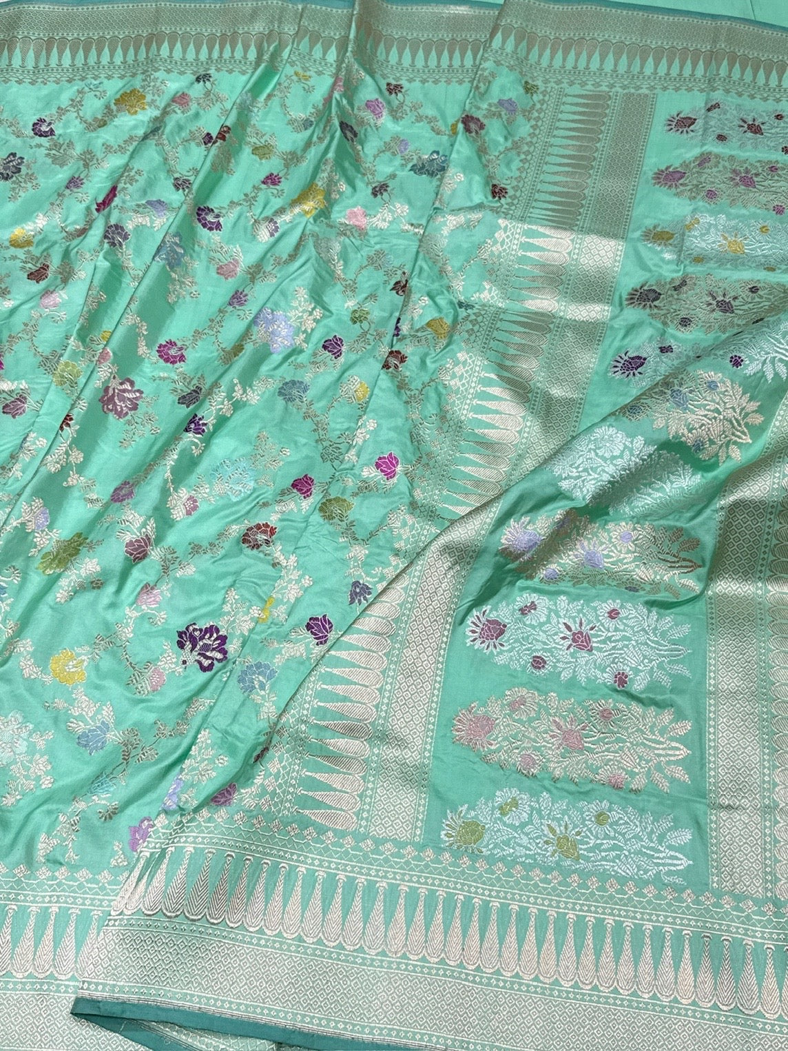 Sea Green Handwoven Pure Banarasi Silk Saree