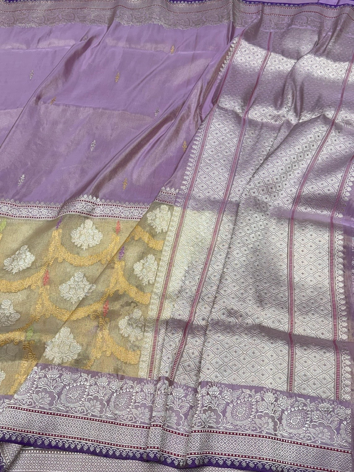 Lavender Handwoven Pure Banarasi Tissue Saree in Kadwa Weave | Pure Katan Tissue Silk