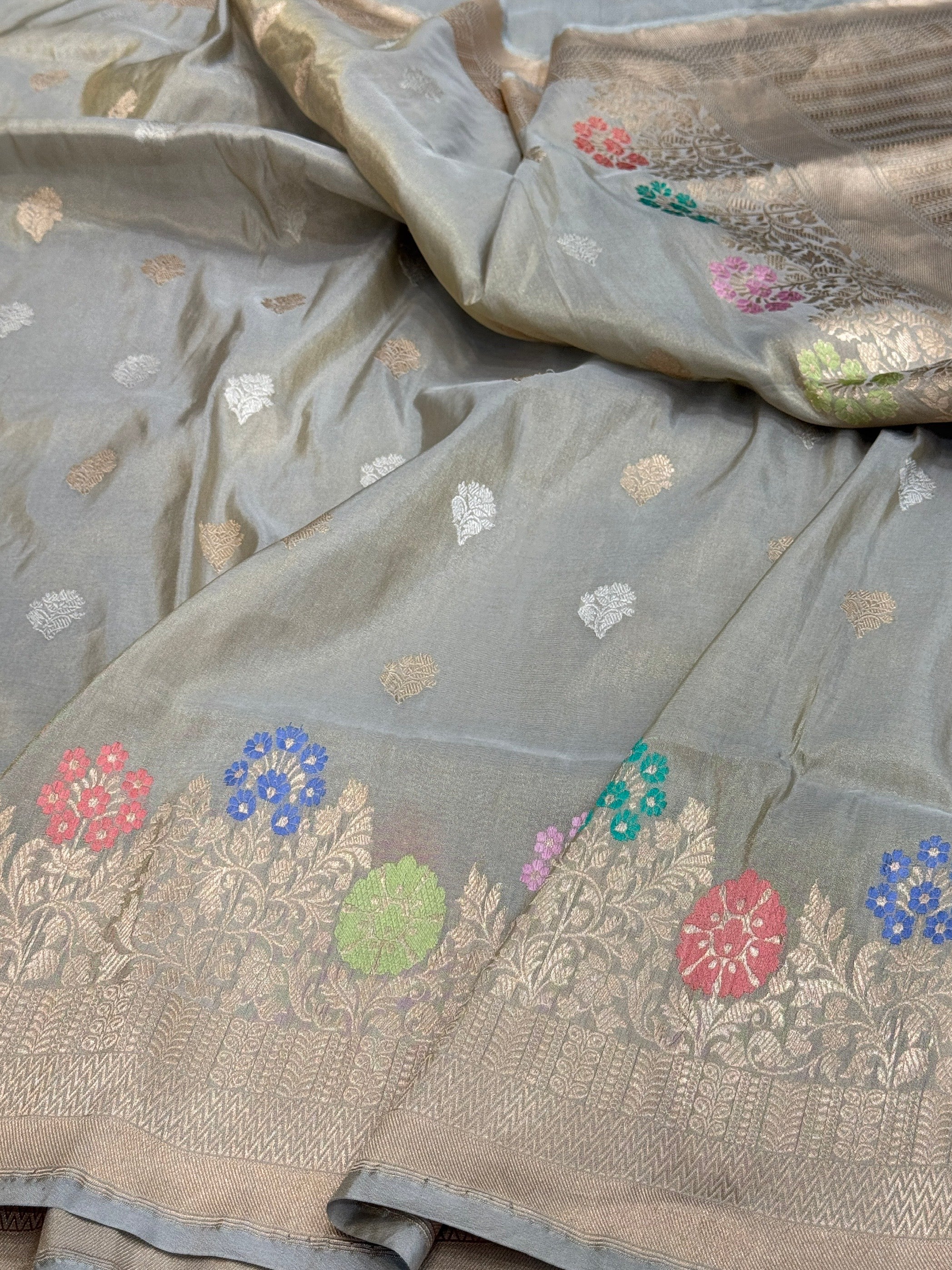 Ash Grey Handwoven Pure Banarasi Tissue Saree