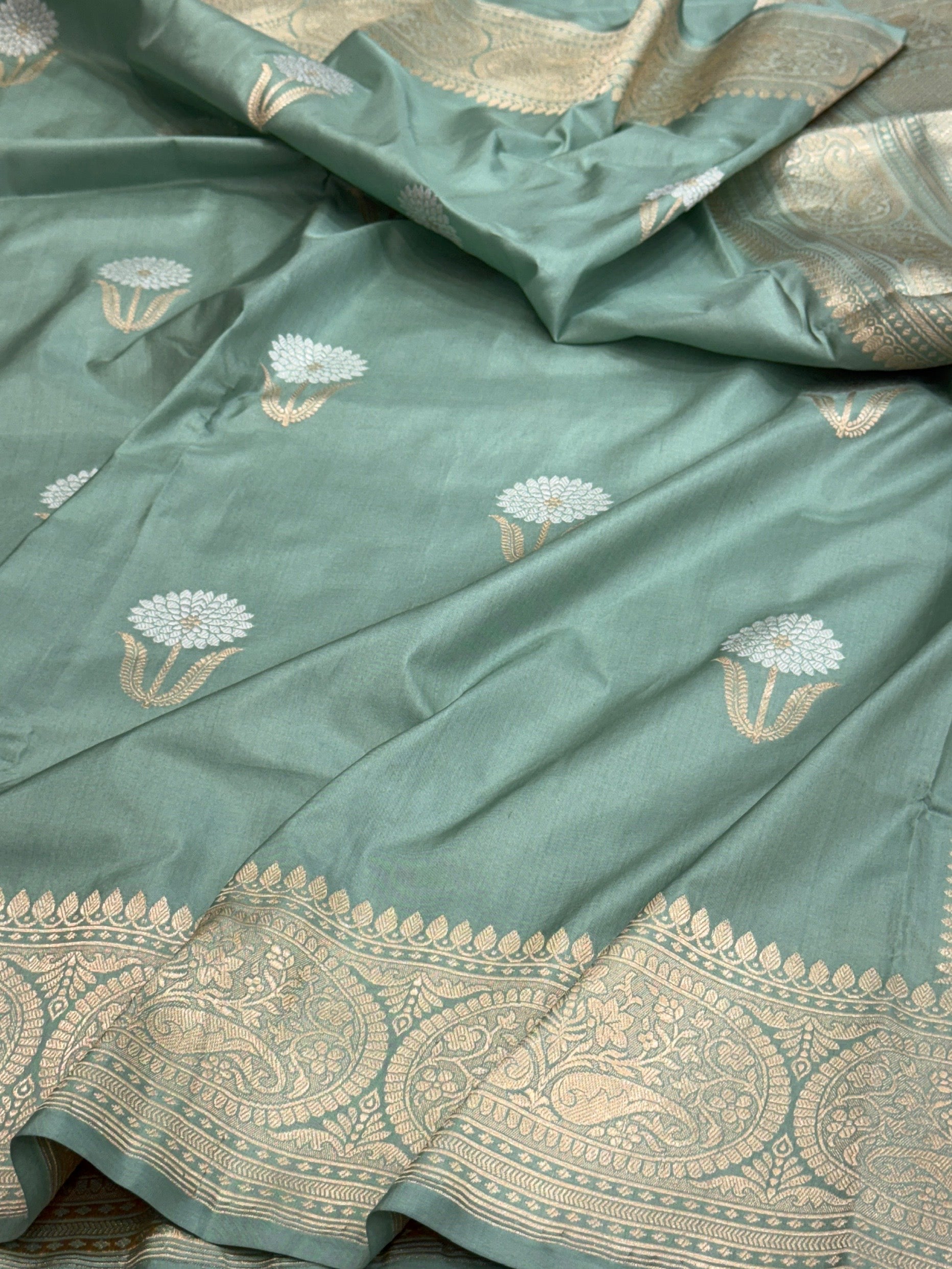 Sage Green Handwoven Pure Banarasi Silk Saree in Kadwa Weave | 100% Pure Katan Silk