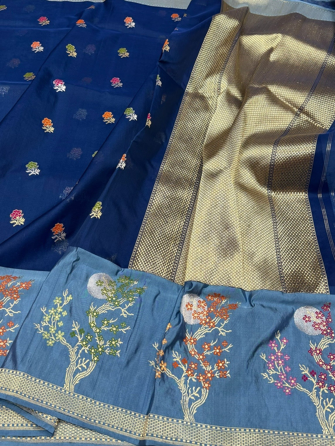 Navy Blue Handwoven Pure Banarasi Organza Silk Saree – Kadwa Weave in Kora Mulberry Silk