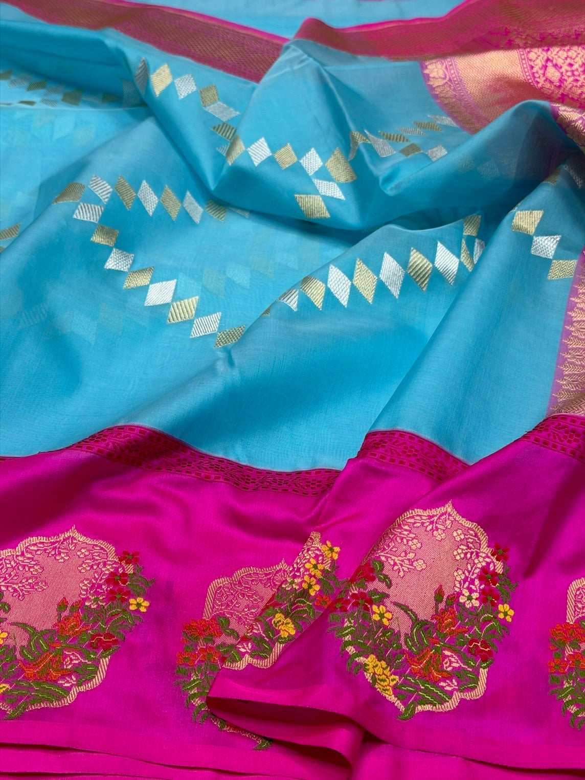 Sky Blue Handwoven Pure Banarasi Ektara Organza Silk Saree – Kadwa Weave in Kora Mulberry Silk