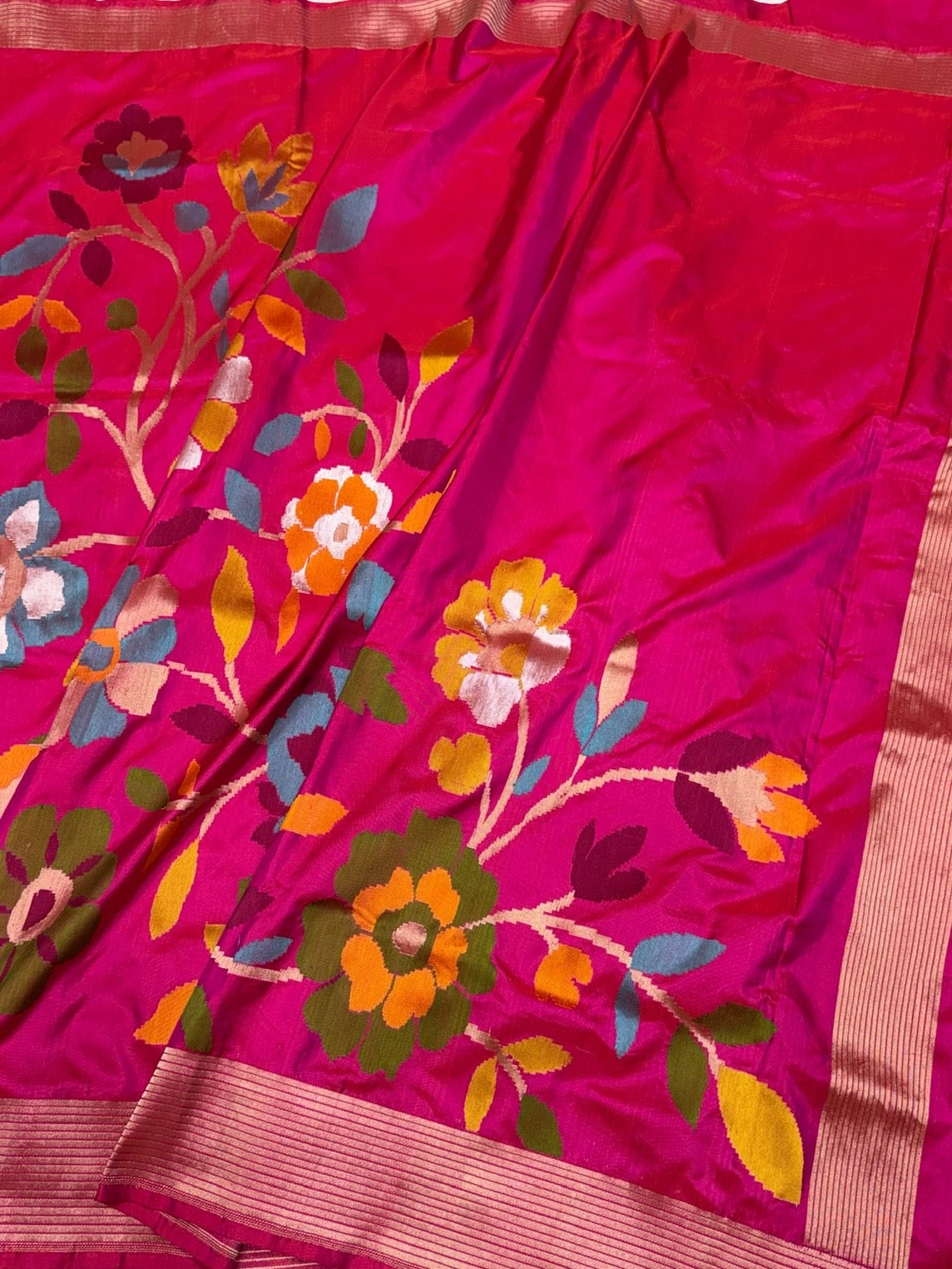 Rani Pink Handwoven Pure Banarasi Silk Saree