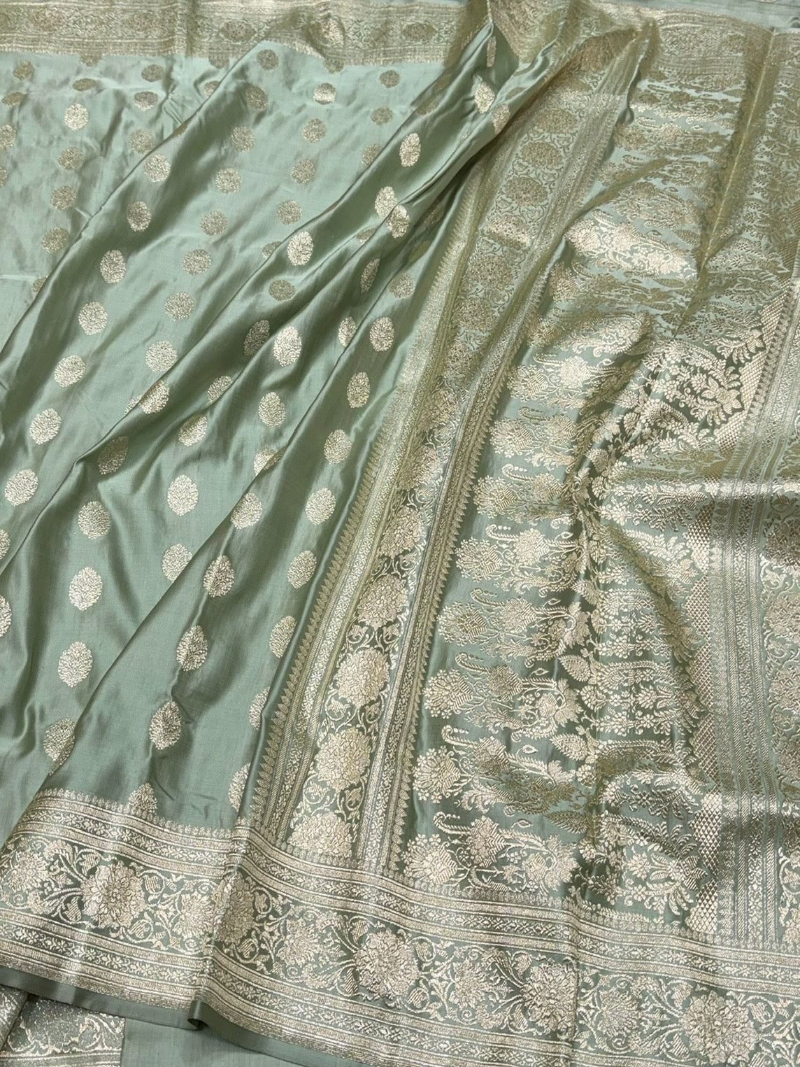 Soft Sage Green Handwoven Vintage Pure Banarasi Satin Silk Saree