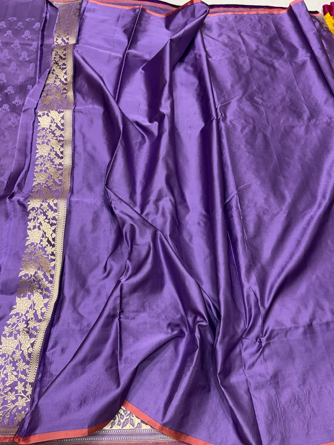 Lavender Handwoven Pure Banarasi Satin Tanchoi Silk Saree