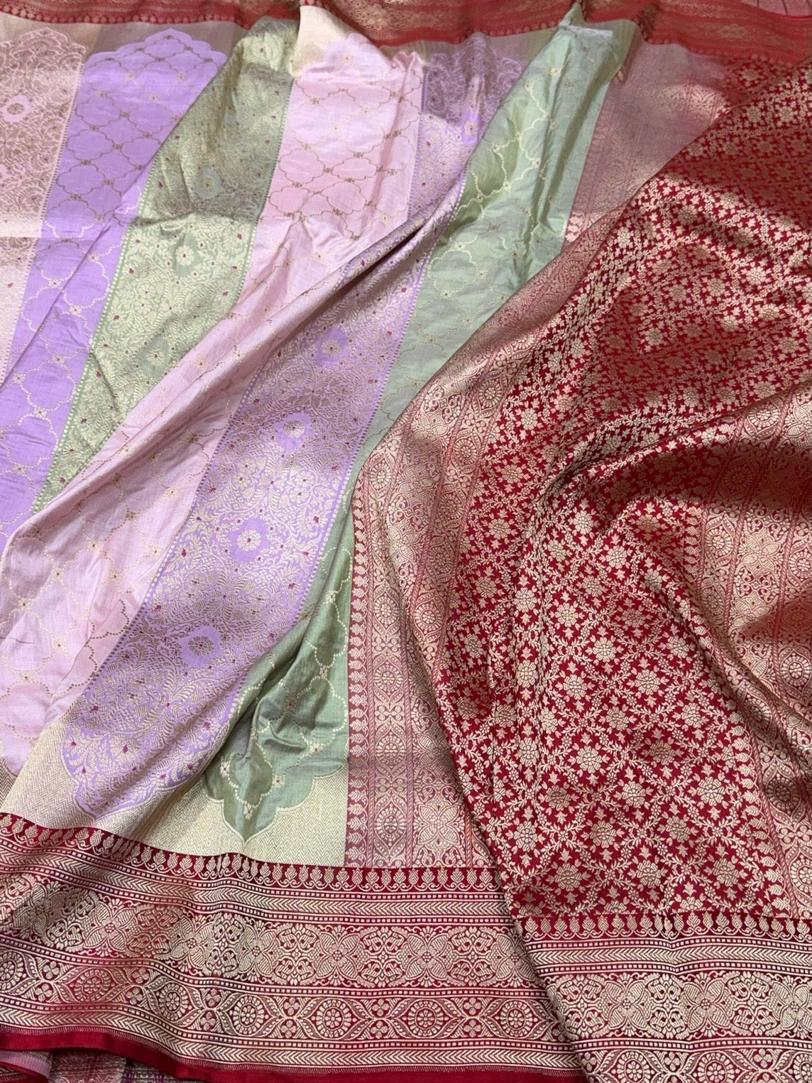 Pastel Pink Handwoven Pure Banarasi Rangkaat Silk Saree – Cutwork Weave in 100% Pure Katan Silk