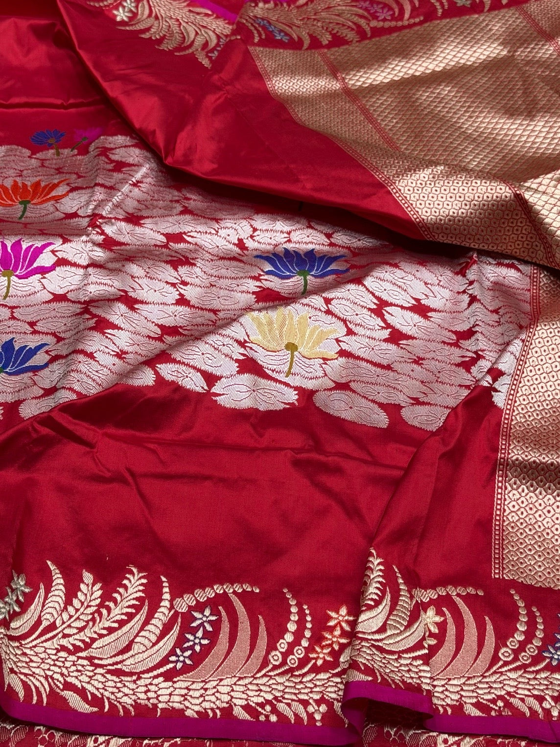 Red Handwoven Banarasi Pure Silk Saree