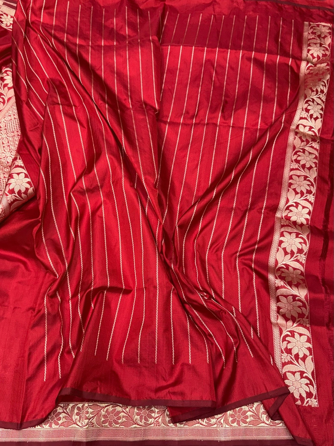 Red Handwoven Pure Banarasi Ektara Silk Saree