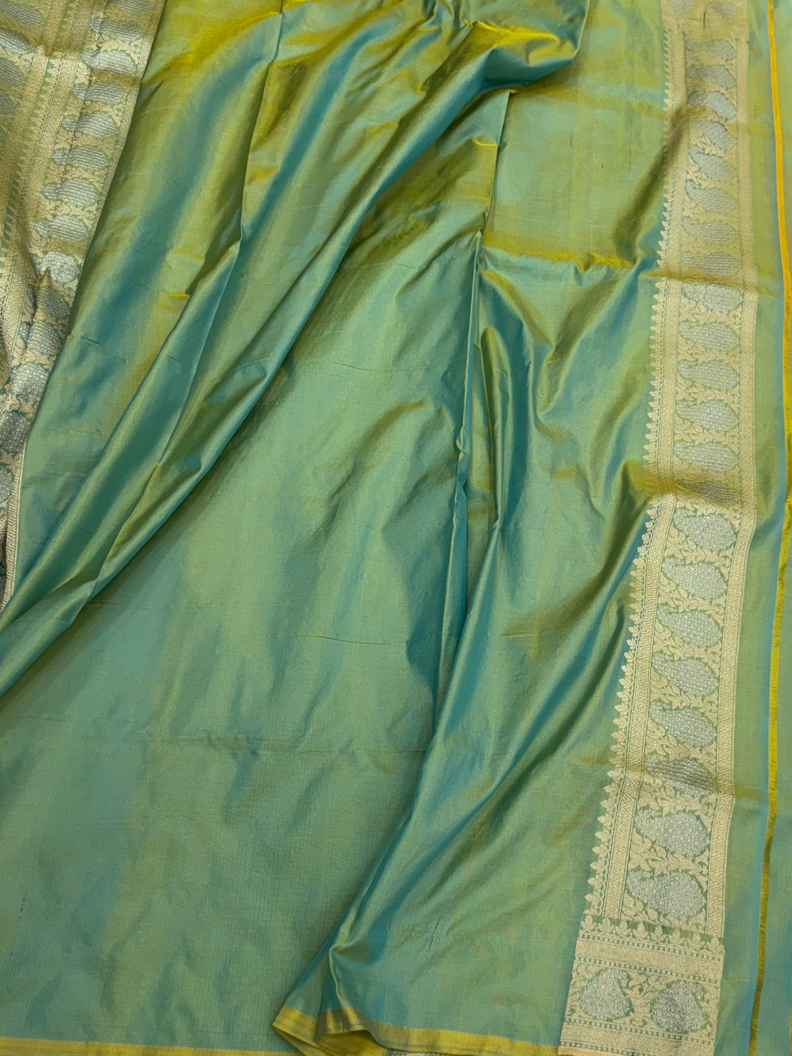 Sea Green Banarasi Minakari Pure Katan Silk Brocade Saree – Rich Traditional Brocade Weave