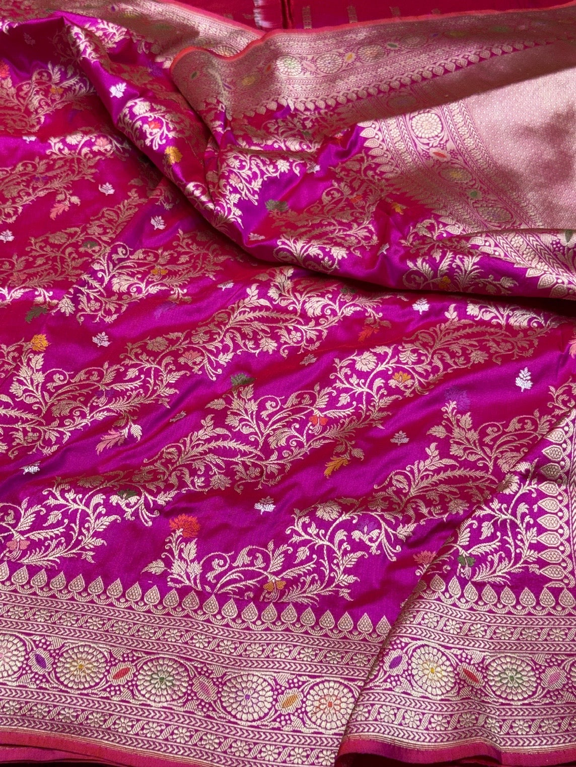 Rani Pink Handwoven Pure Banarasi Silk Saree