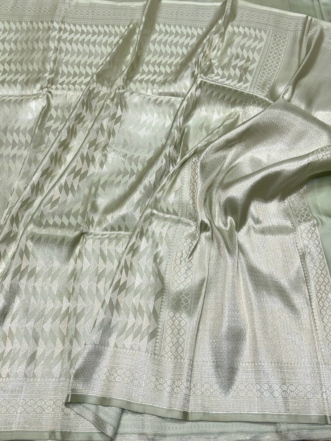 Mint Green Handwoven Pure Banarasi Satin Tanchoi Silk Saree – Cutwork Weave | Pure Satin Silk | Pastel Banarasi Elegance