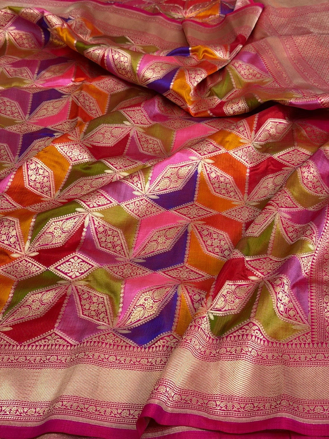 Rani Pink Rangkaat Banarasi Pure Katan Silk Saree