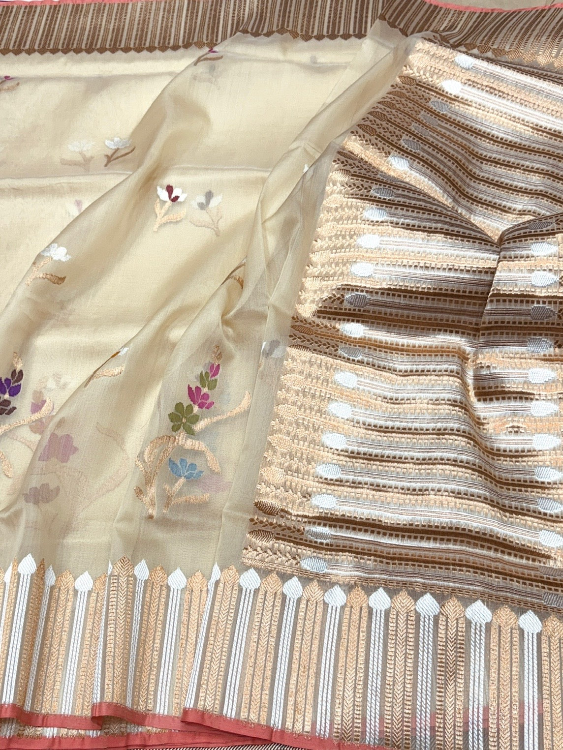 Cream Handwoven Pure Ektara Organza Silk Saree