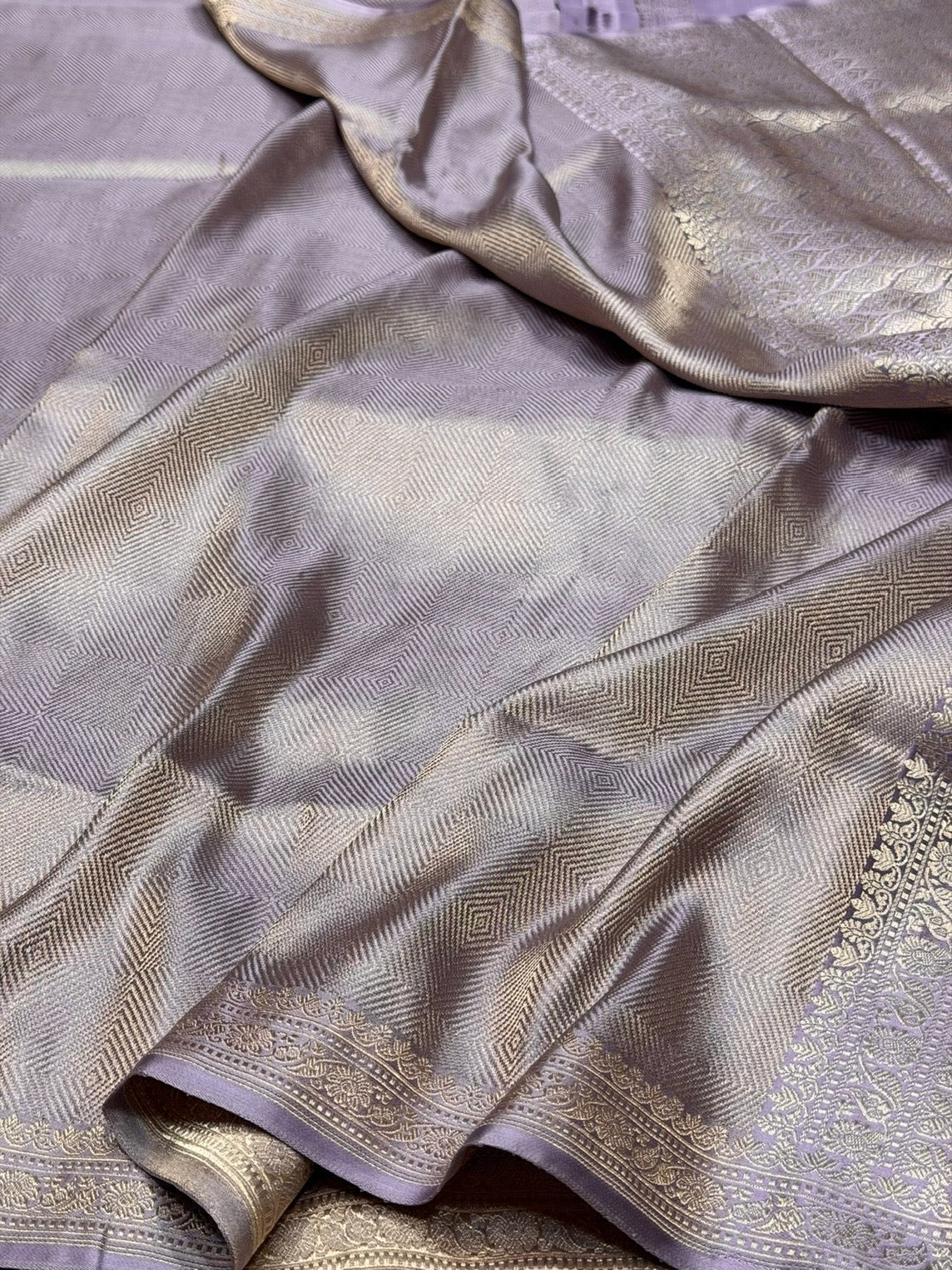 Lavender Handwoven Pure Banarasi Satin Silk Brocade Saree – Luxury Brocade Work