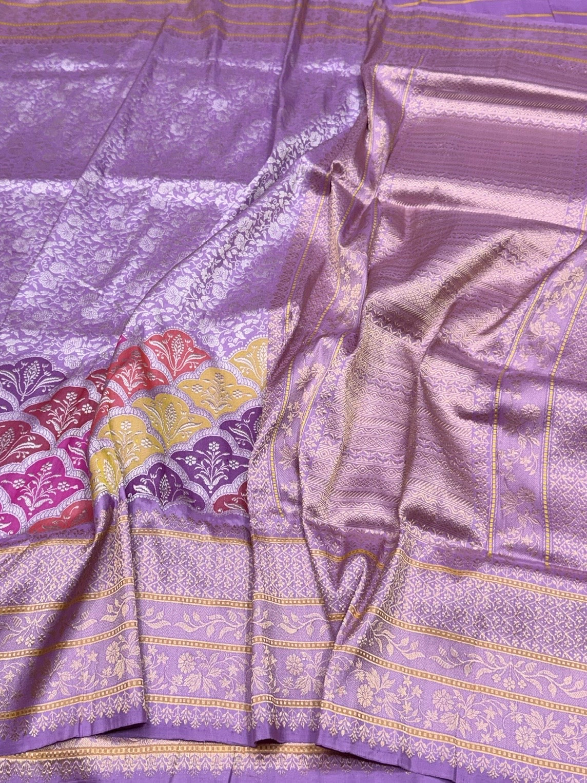 Lavender Handwoven Pure Banarasi Silk Kadwa Saree