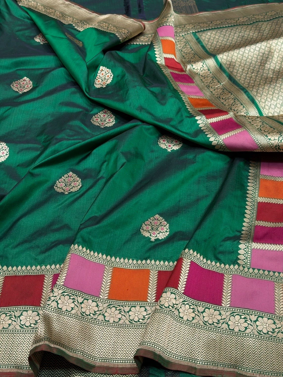 Green Handwoven Pure Banarasi Silk Saree | Pure Katan Silk | Kadwa Weave | HMR Handlooms