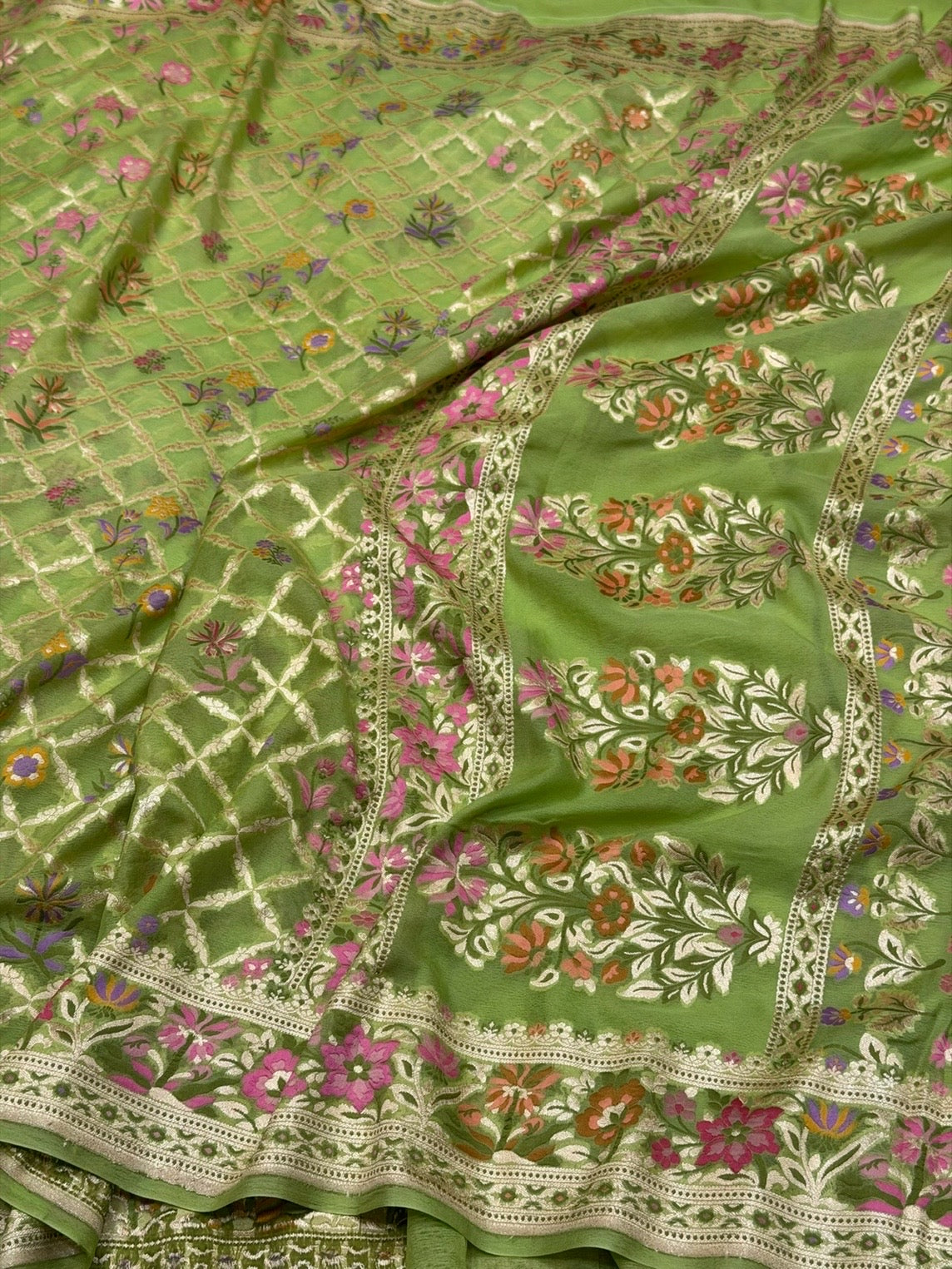 Pista Green Pure Banarasi Chiffon Georgette Saree