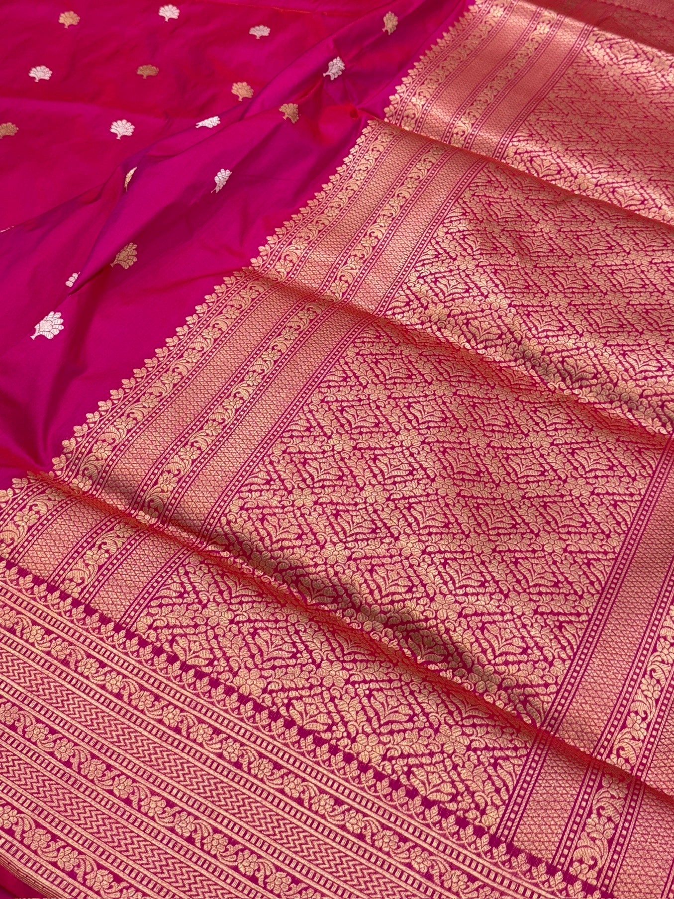 Rani Pink Handwoven Pure Banarasi Silk Saree