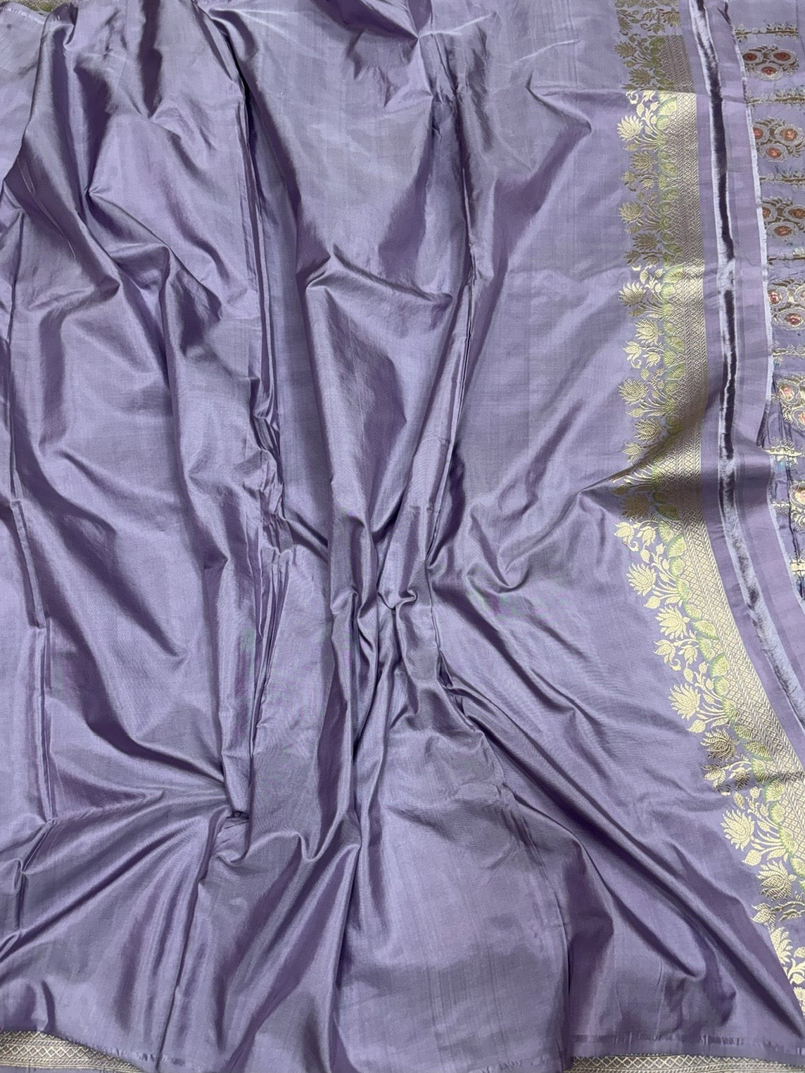 Lavender Handwoven Pure Banarasi Silk Saree