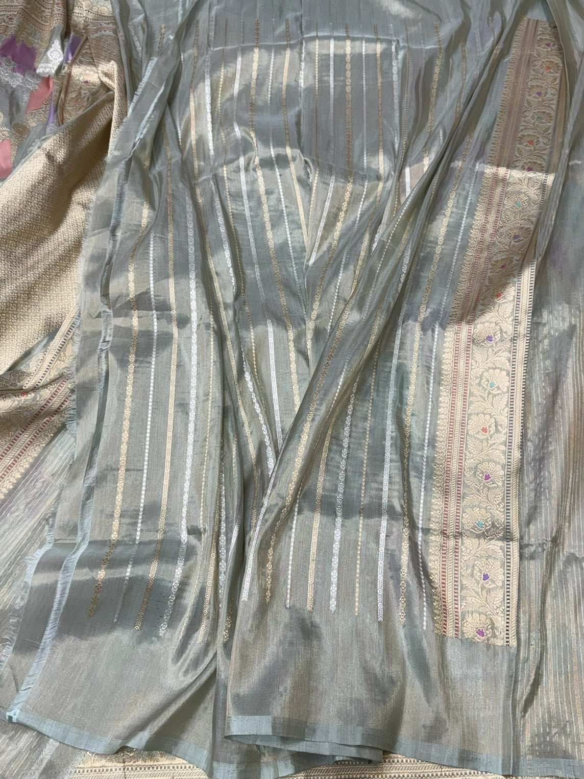 Ash Grey Handwoven Pure Banarasi Rangkaat Silk Saree