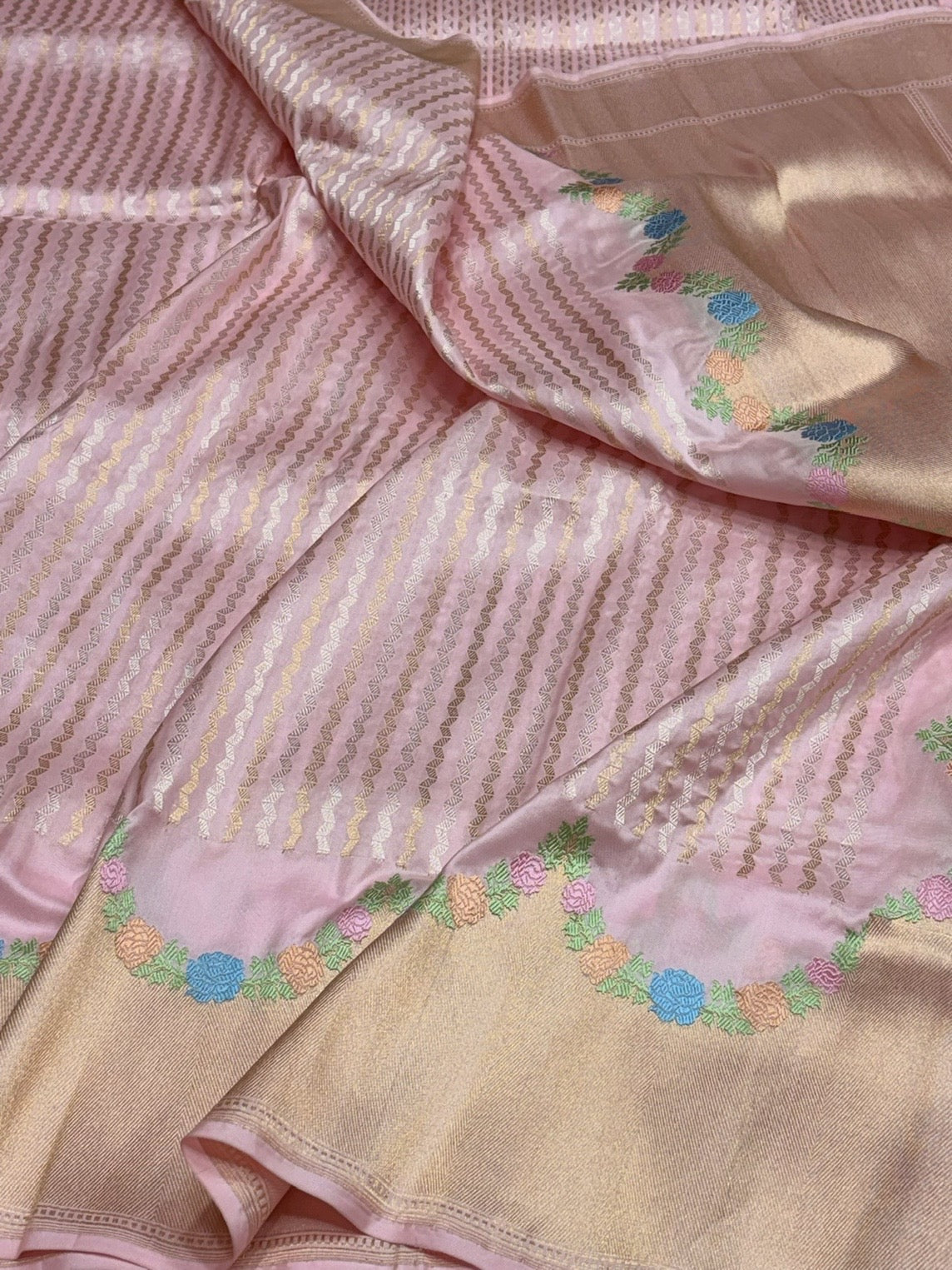 Baby Pink Handwoven Pure Banarasi Silk Saree – Kadwa Weave, Pure Katan-Mulberry Silk