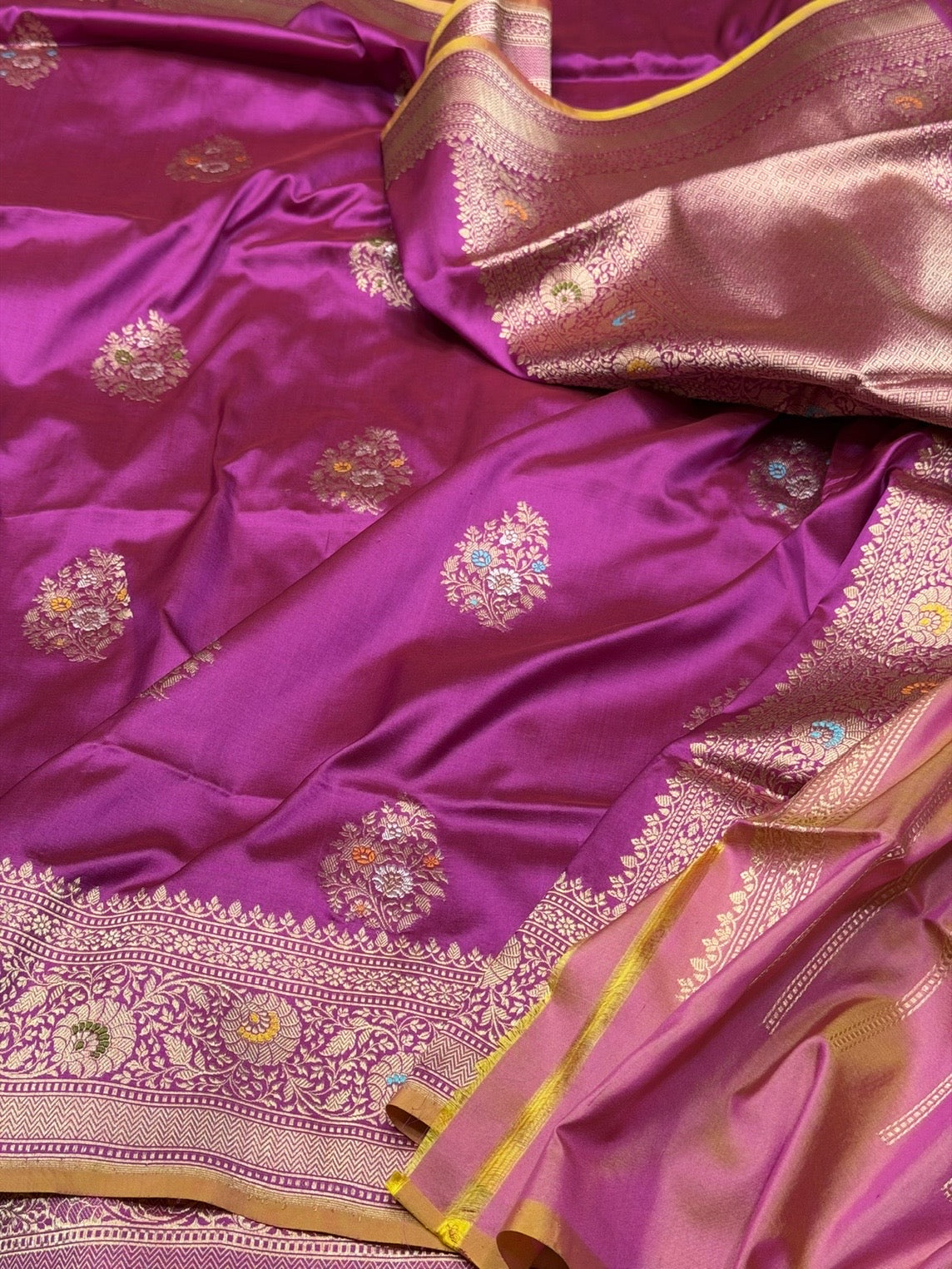 Magenta Pink Handwoven Pure Banarasi Silk Saree