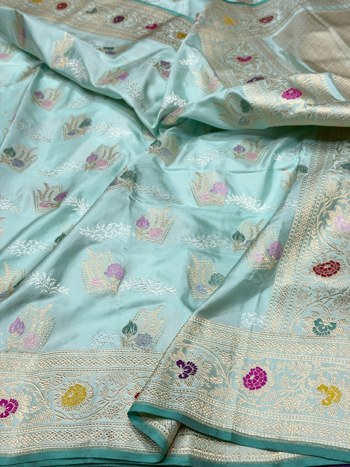 Sky Blue Handwoven Pure Banarasi Silk Saree
