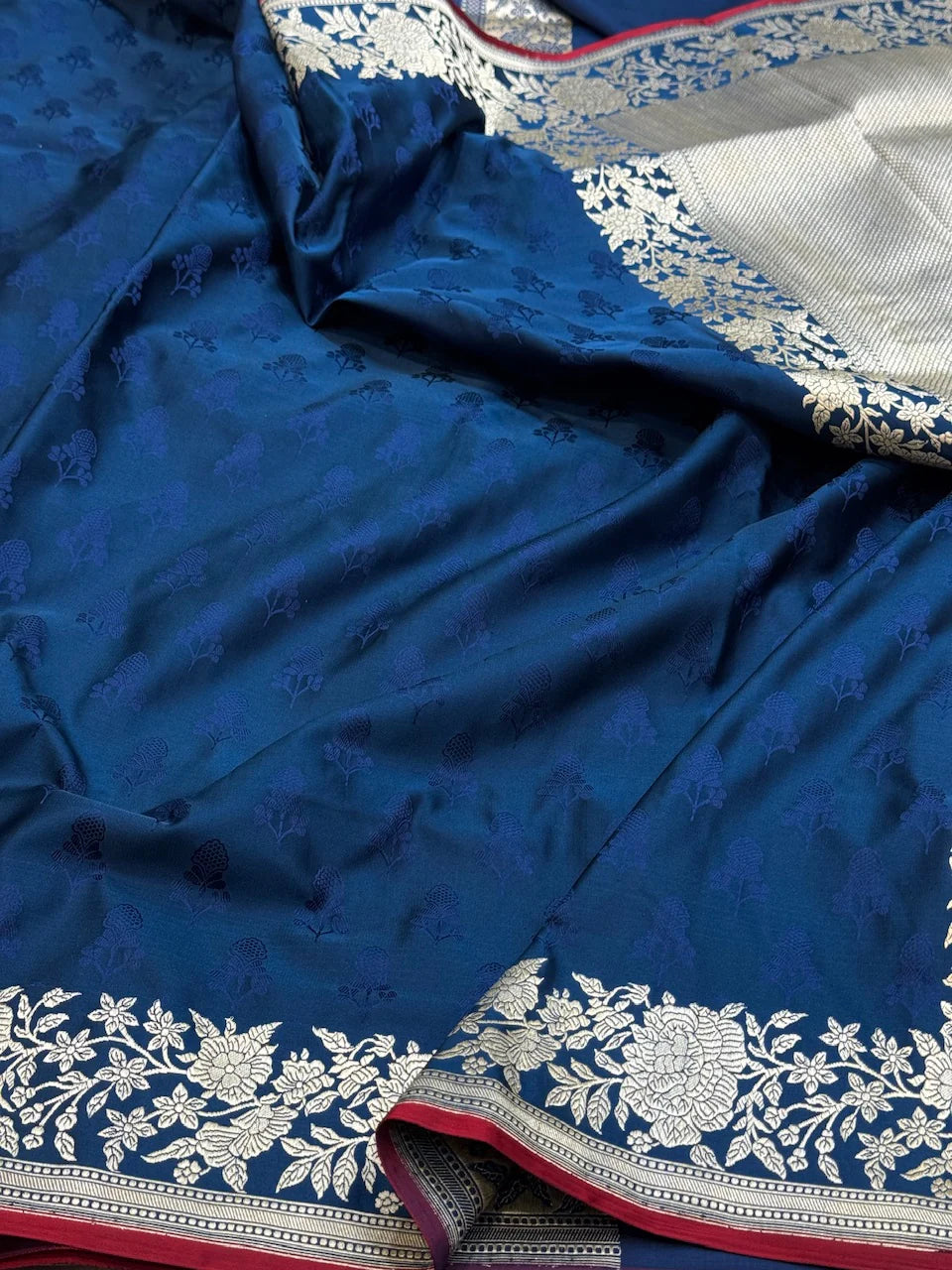 Rose Border Handwoven Pure Banarasi Satin Tanchoi Silk Saree