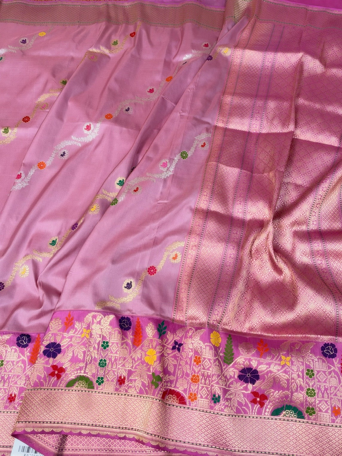 Gajiri Pink Handwoven Pure Banarasi Ektara Silk Saree