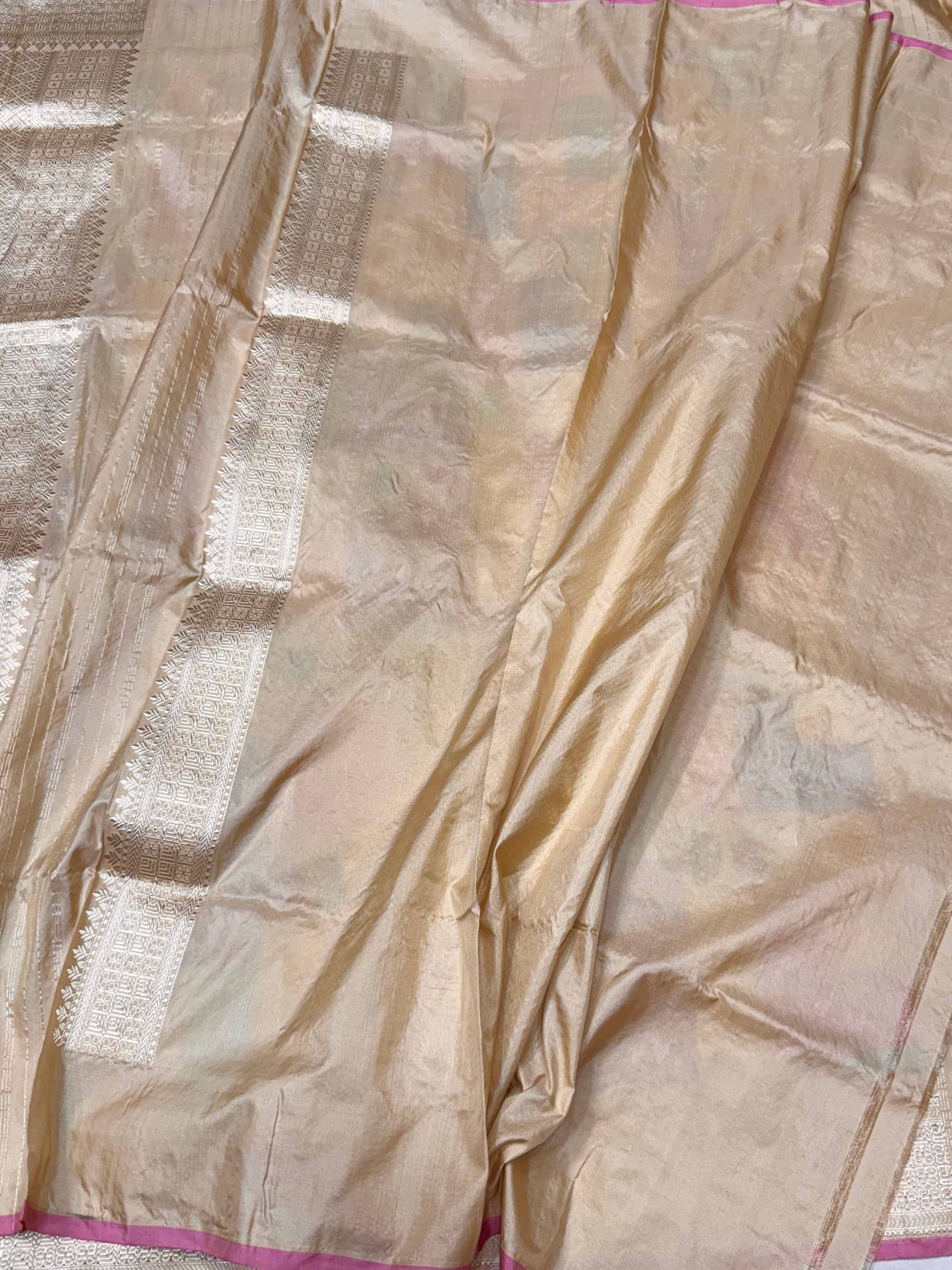 Beige Rangkaat Handwoven Pure Banarasi Silk Saree