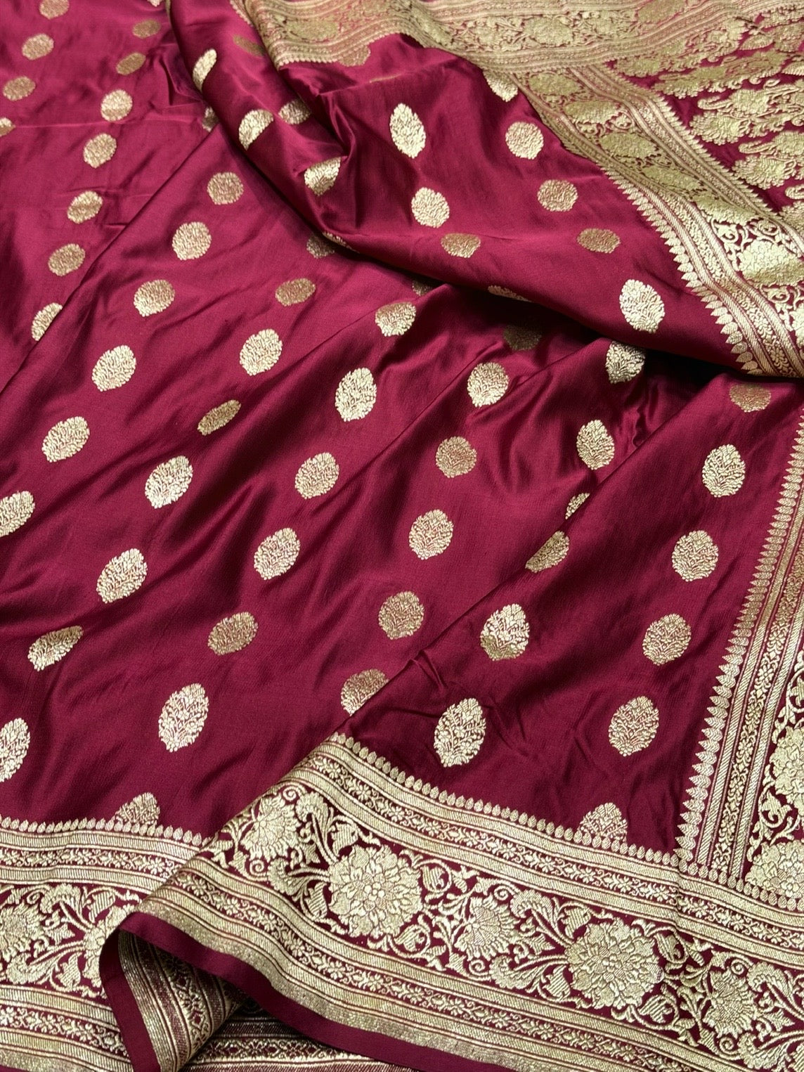 Maroon Handwoven Vintage Pure Banarasi Satin Silk Saree