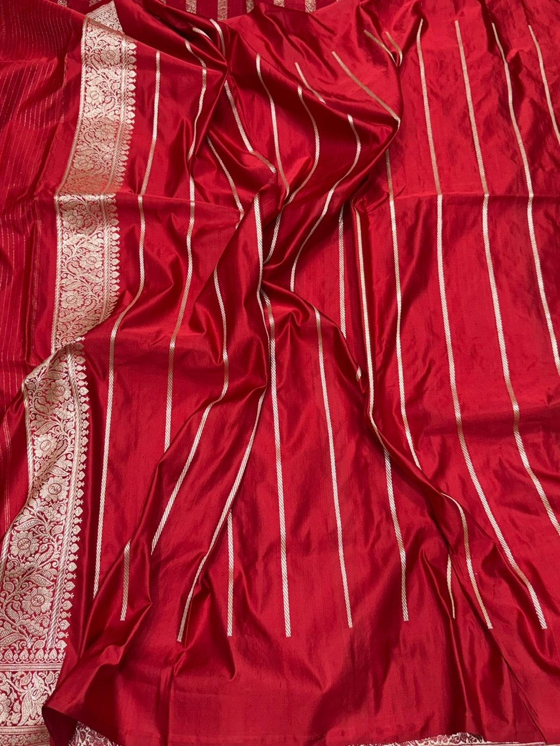 Red Handwoven Vintage Pure Banarasi Satin Silk Saree