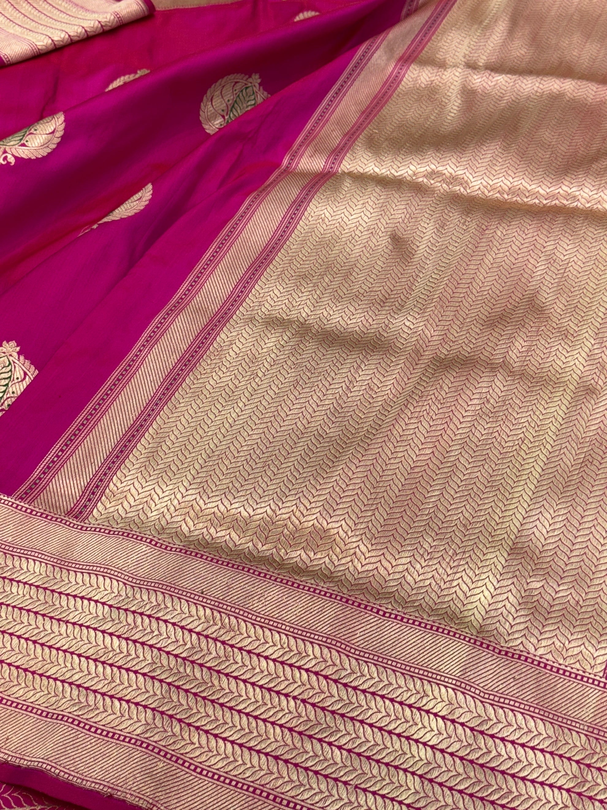 Rani Pink Handwoven Pure Banarasi Silk Saree