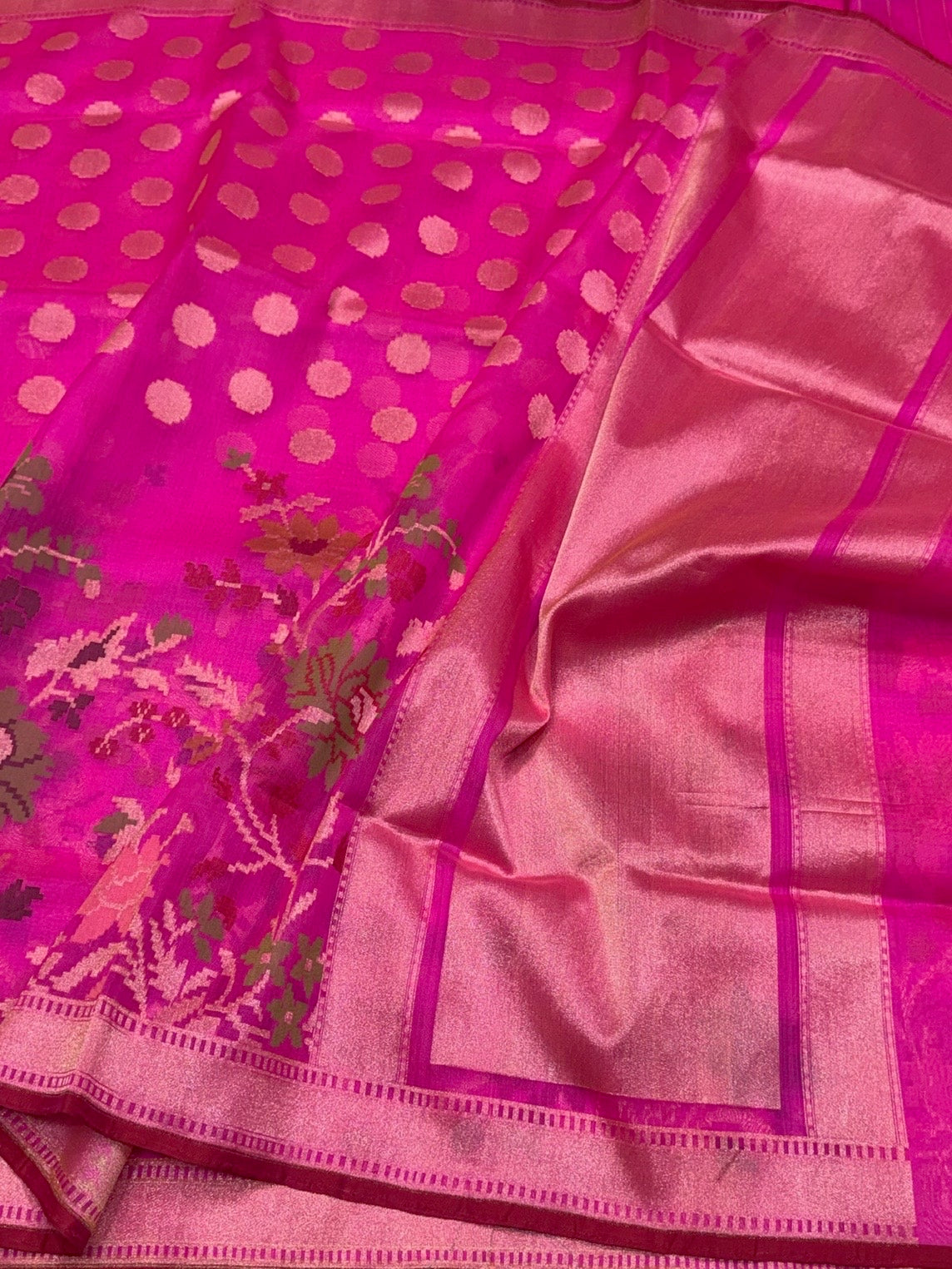 Rani Pink Handwoven Pure Banarasi Organza Silk Saree