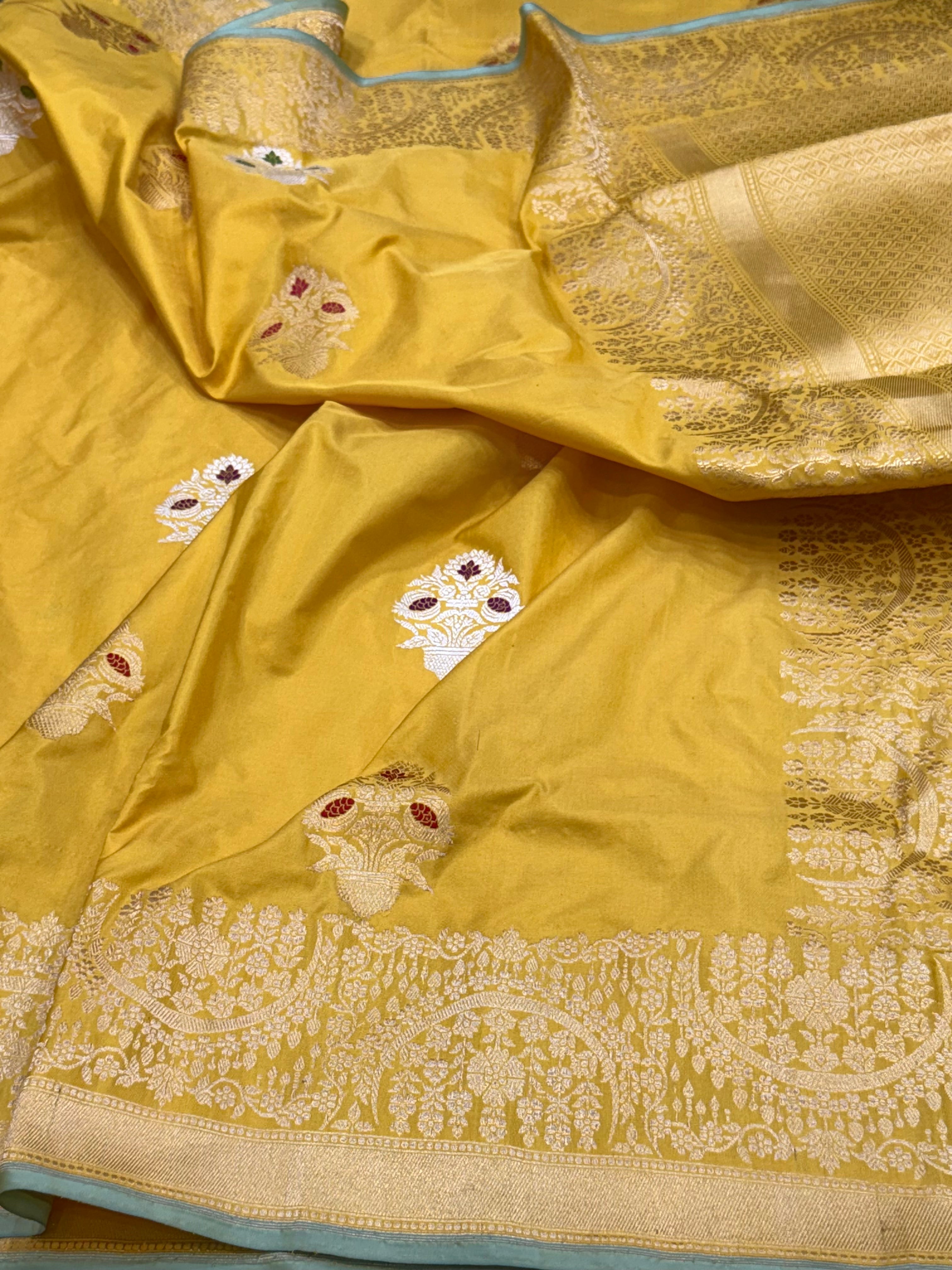 Powder Blue Handwoven Pure Banarasi Silk Saree