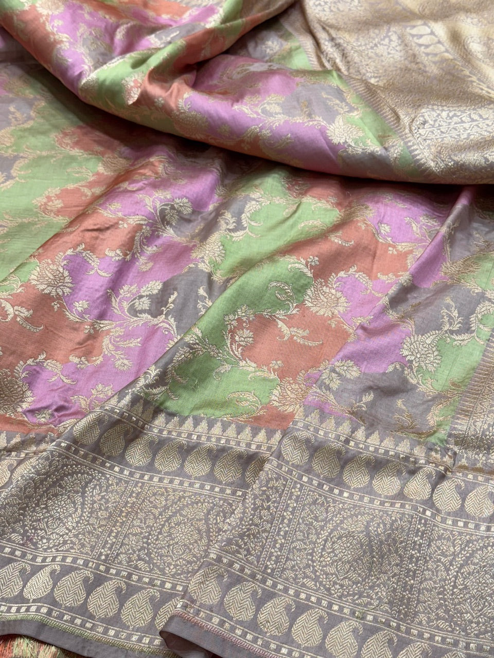 Rangkaat Pure Banarasi Silk Saree