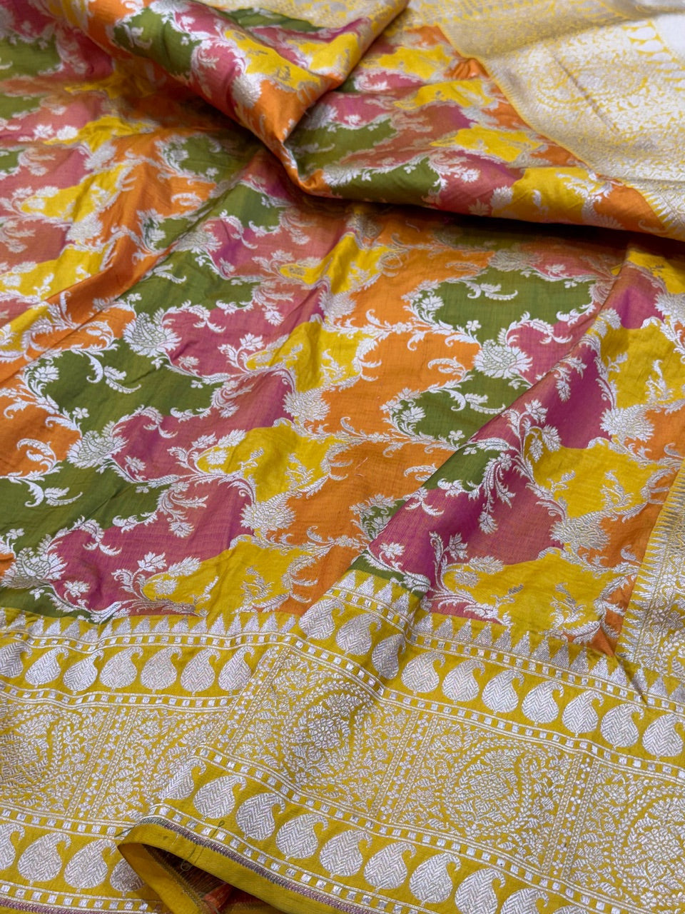 Rangkaat Pure Banarasi Silk Saree