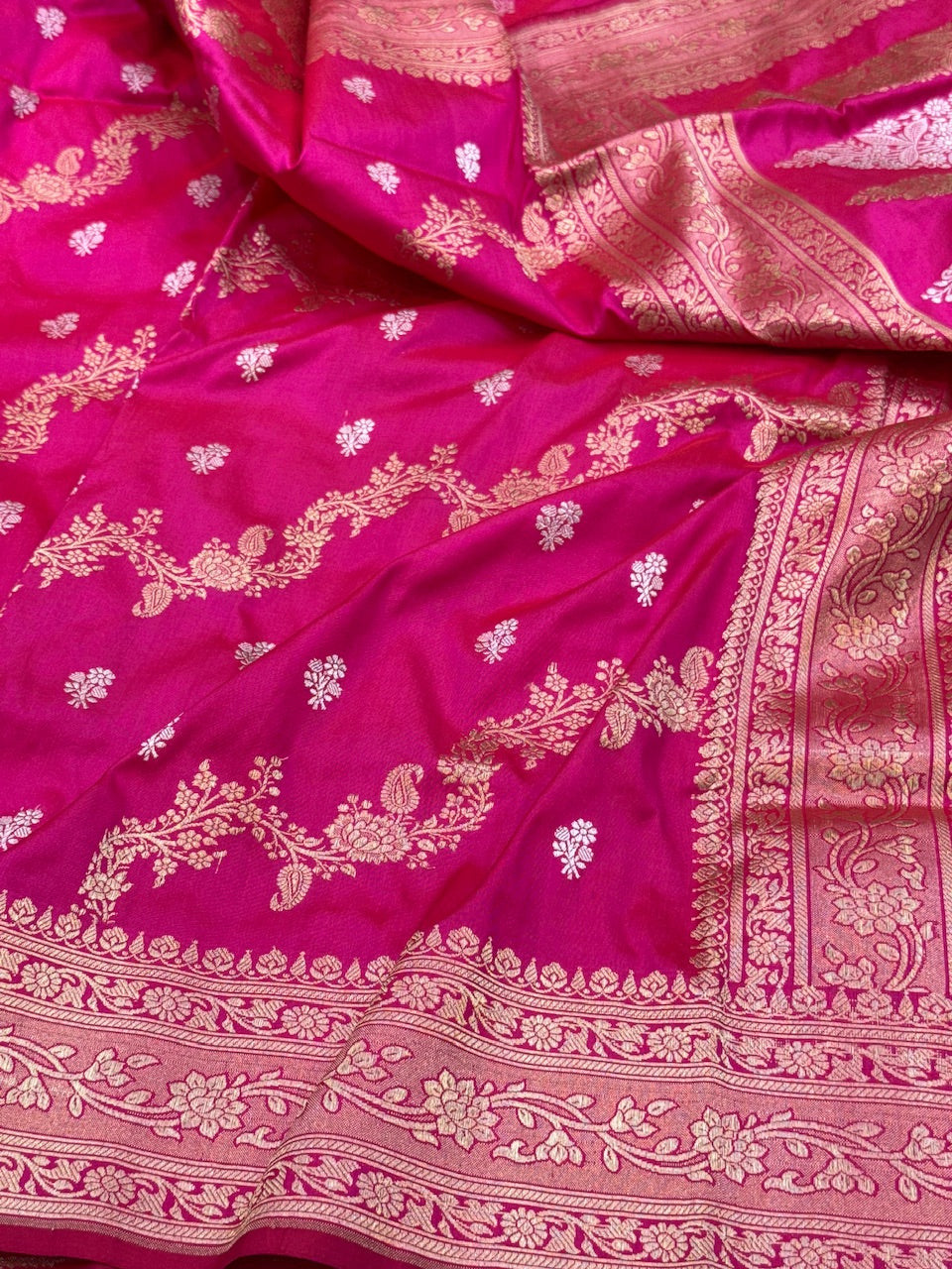Handwoven Pure Banarasi Silk Saree